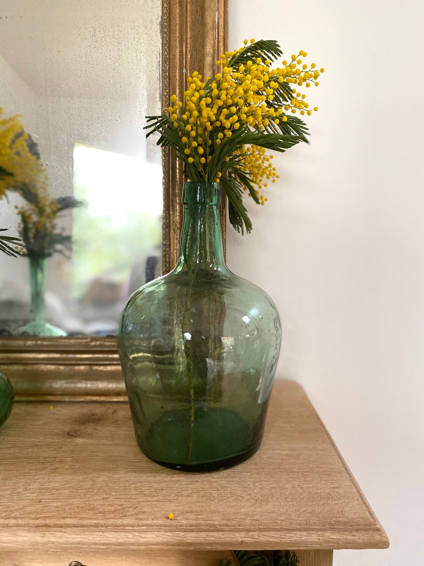 Dame jeanne ancienne en verre vert