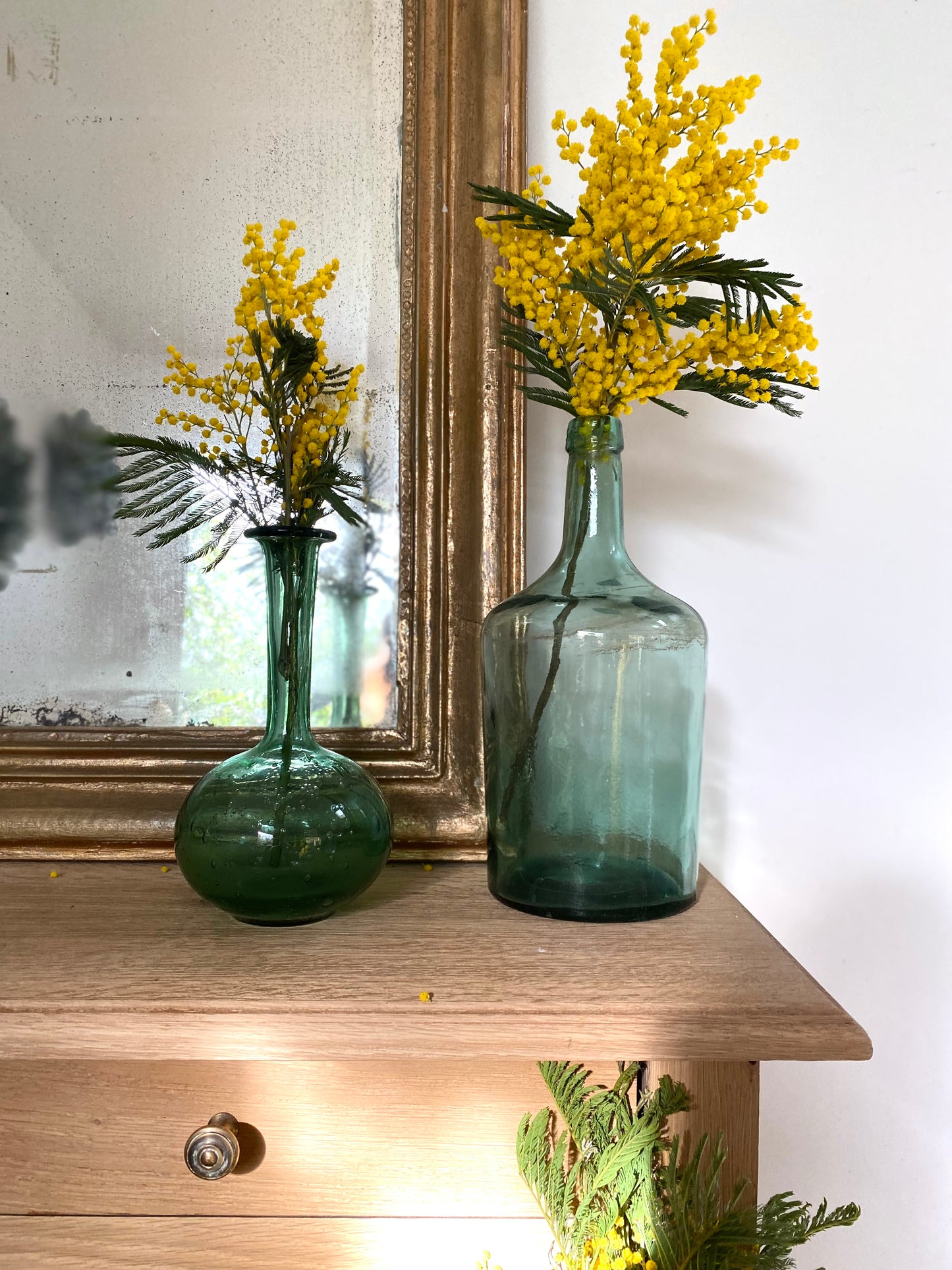 Dame jeanne ancienne en verre vert