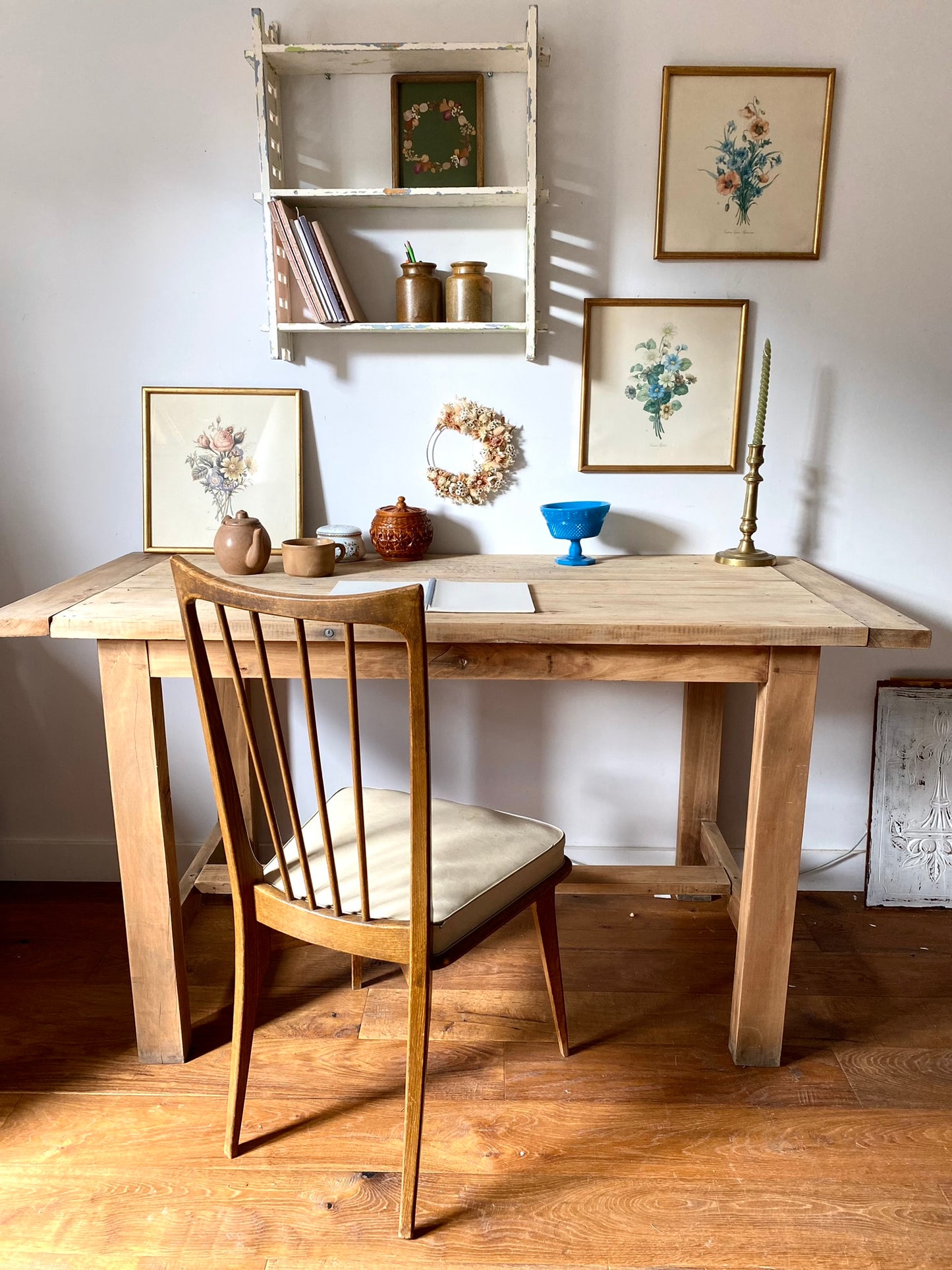 Bureau en bois ancien