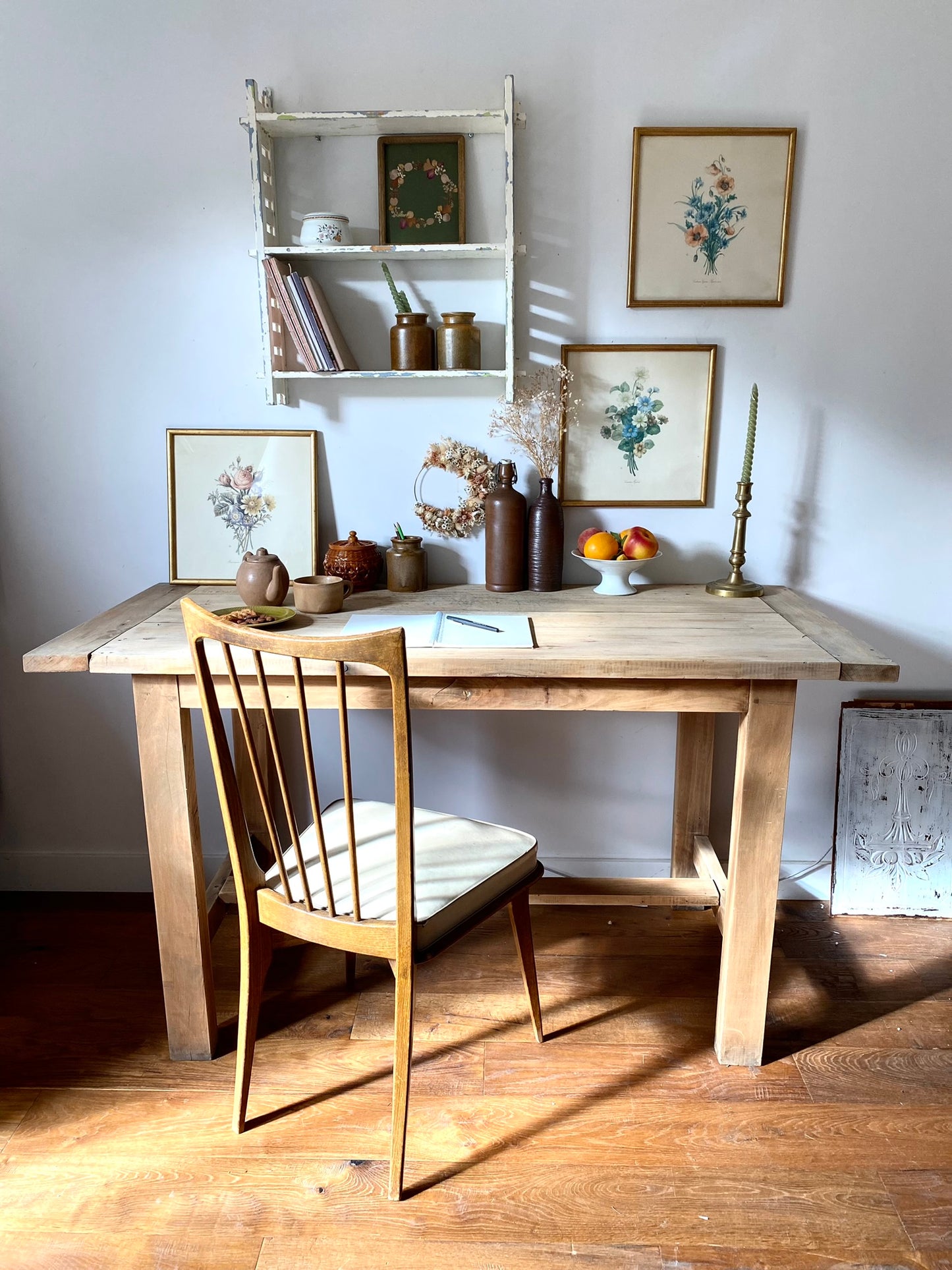 Bureau en bois ancien