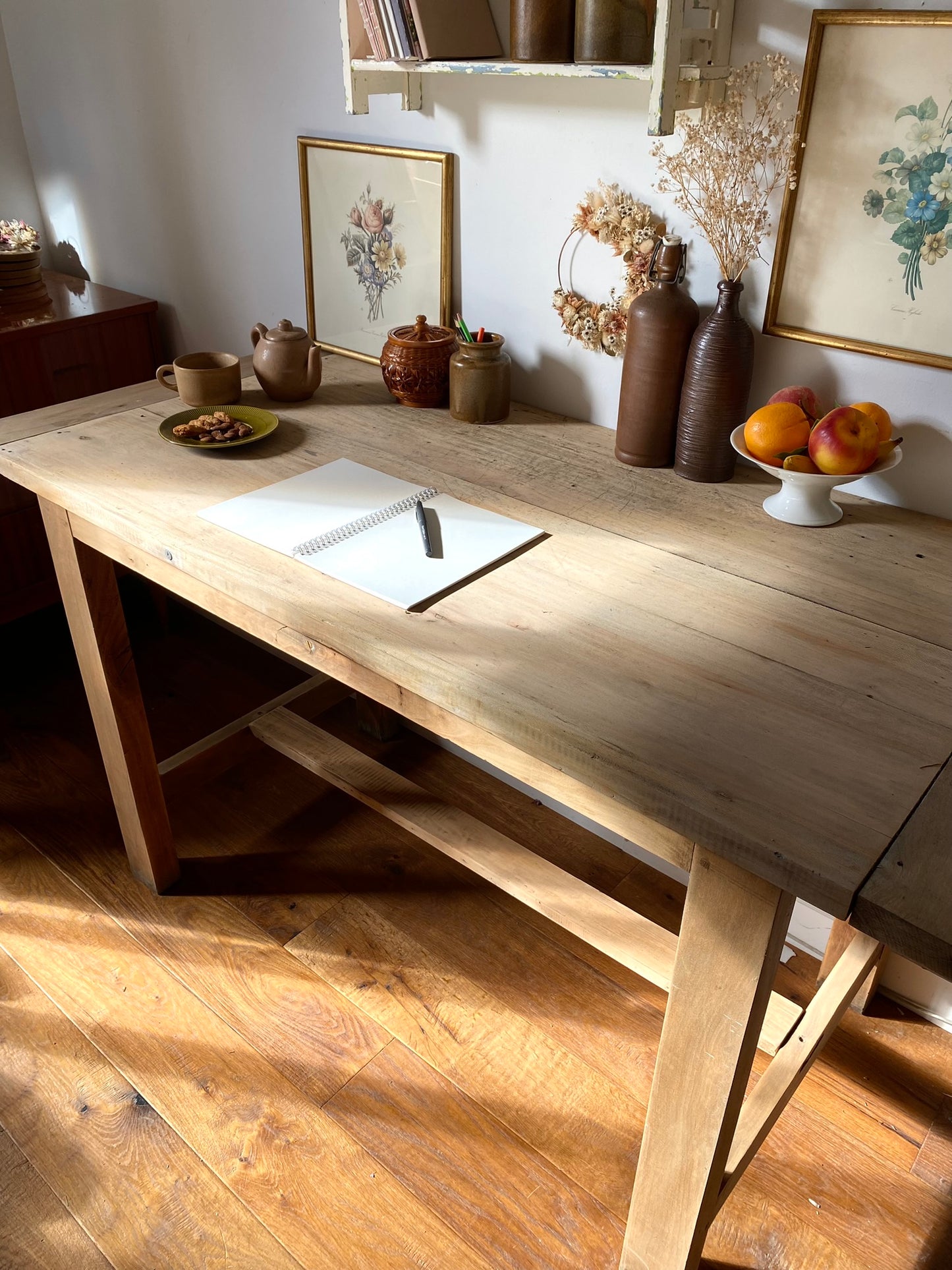 Bureau en bois ancien