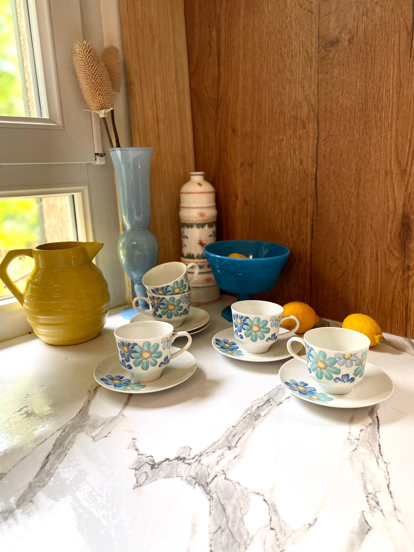 Tasses à café en porcelaine