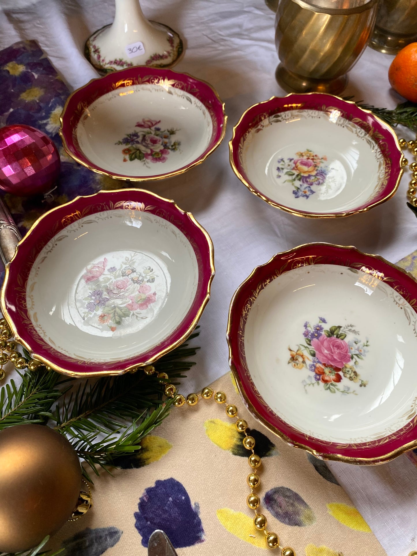 Ramequins en faïence ancienne