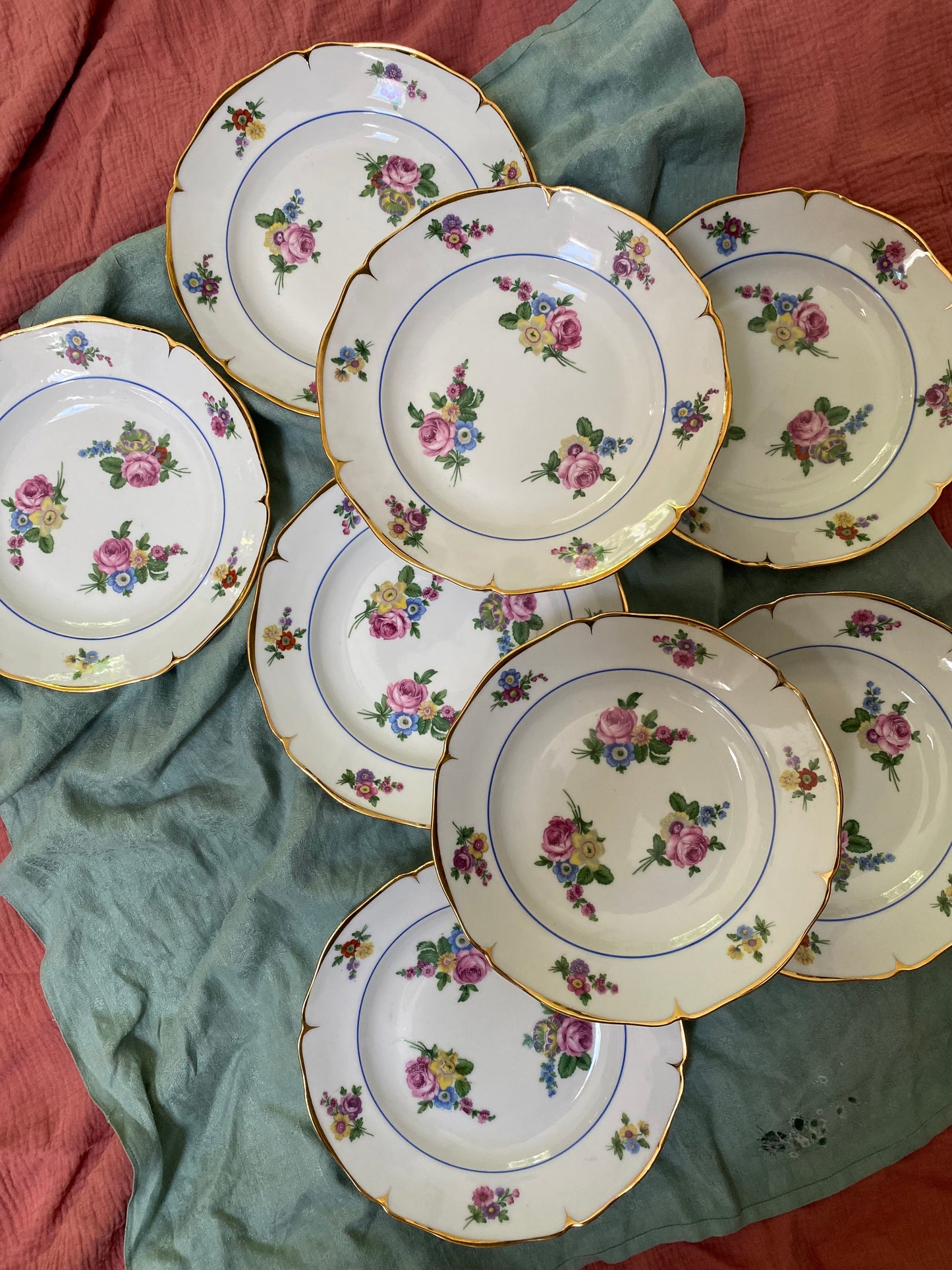 Assiettes creuses en Porcelaine de Foëcy - 1930