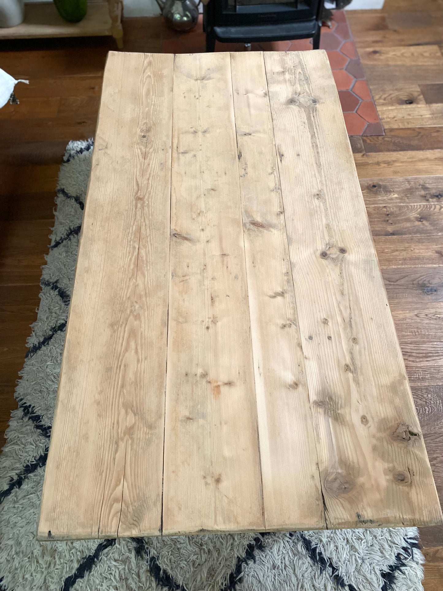 Table de ferme basse en bois ancien