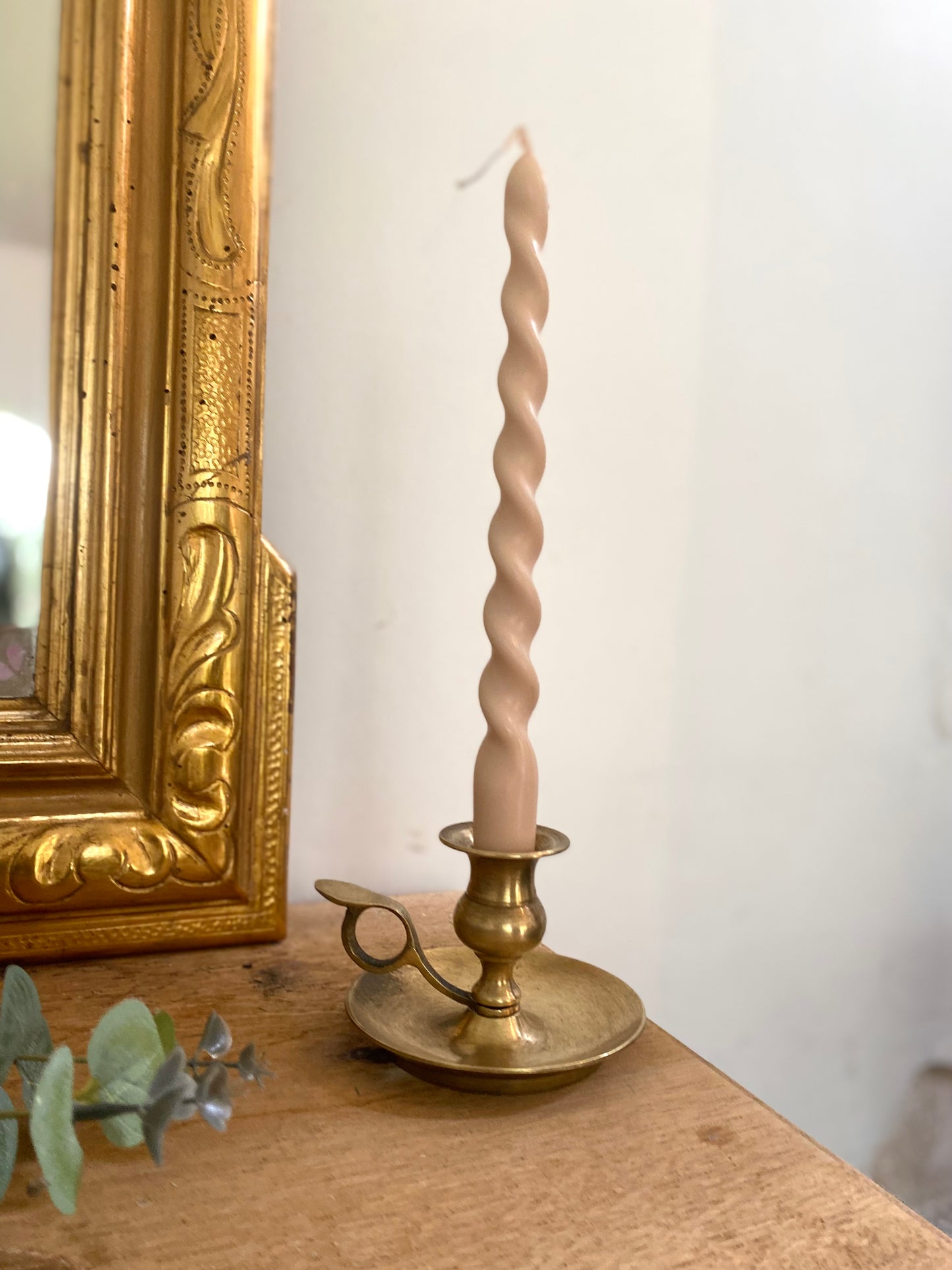 Élégant Bougeoir à main en Laiton – 1950