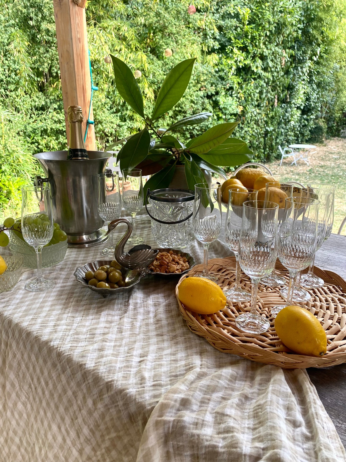 Seau à glace en verre pressé, motif étoilé, années 50-60