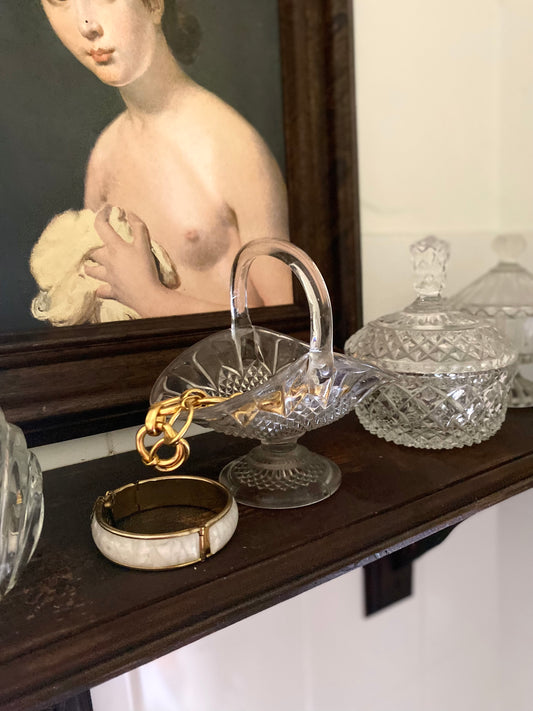 Petite corbeille en verre