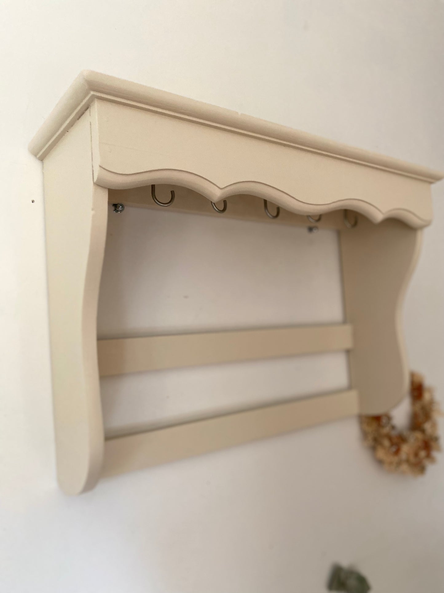 Étagère murale en bois ancien