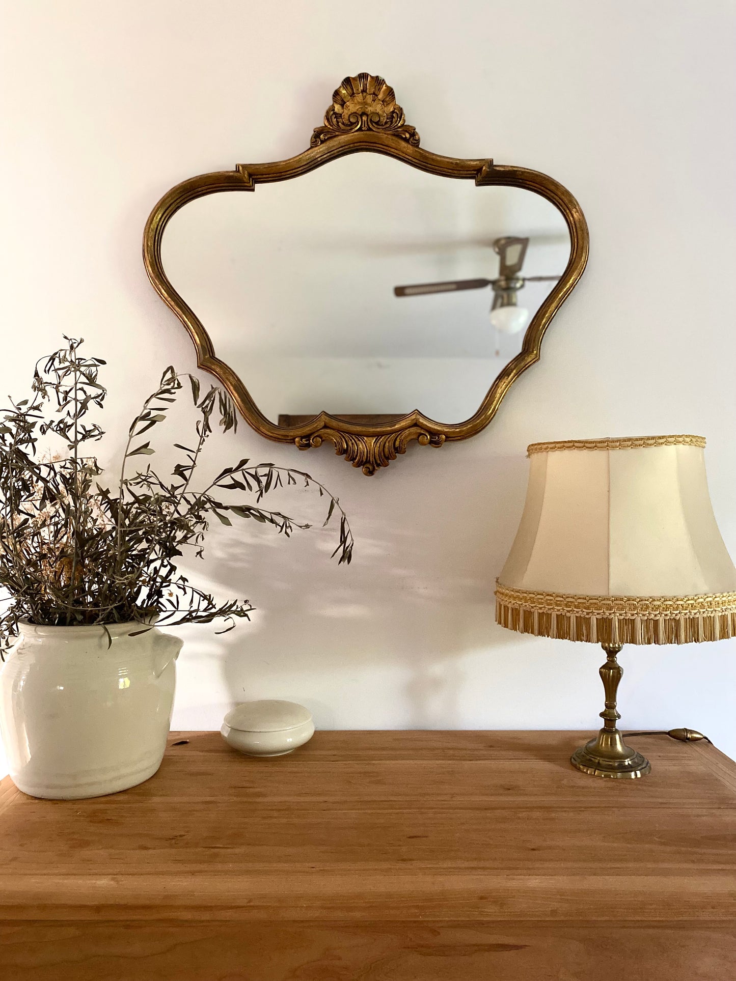 Miroir baroque ancien à coquille