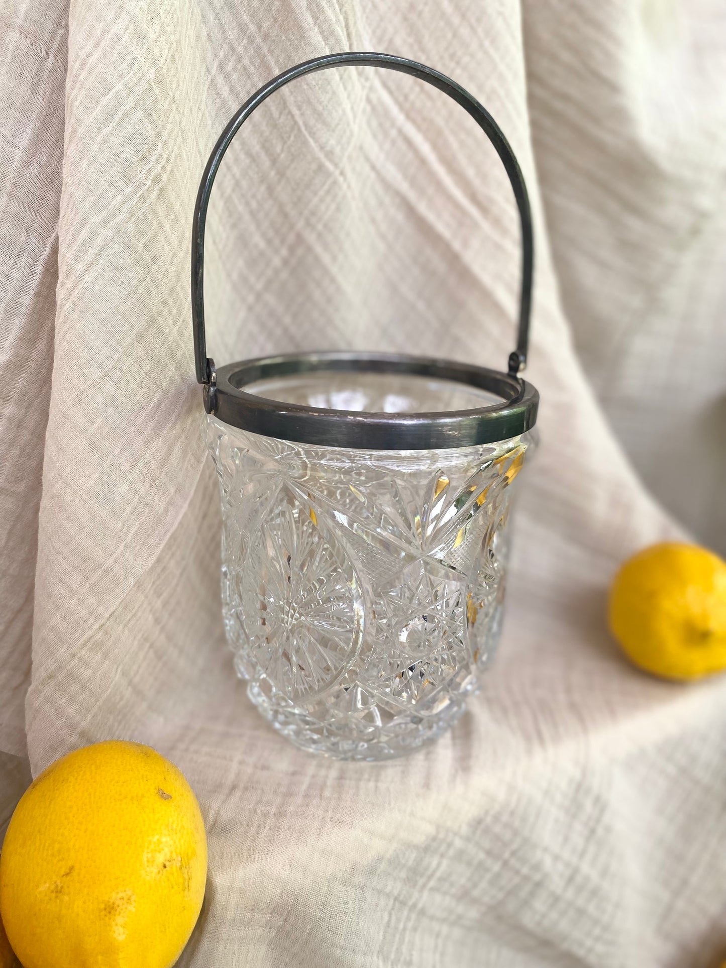 Seau à glace en verre pressé, motif étoilé, années 50-60