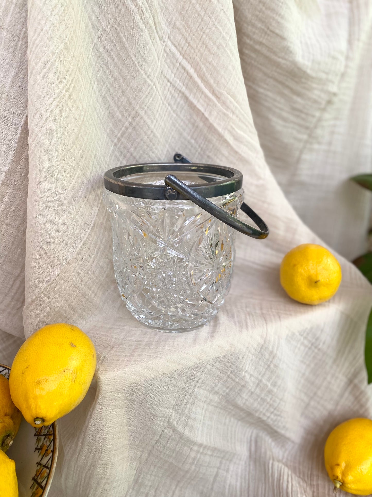 Seau à glace en verre pressé, motif étoilé, années 50-60