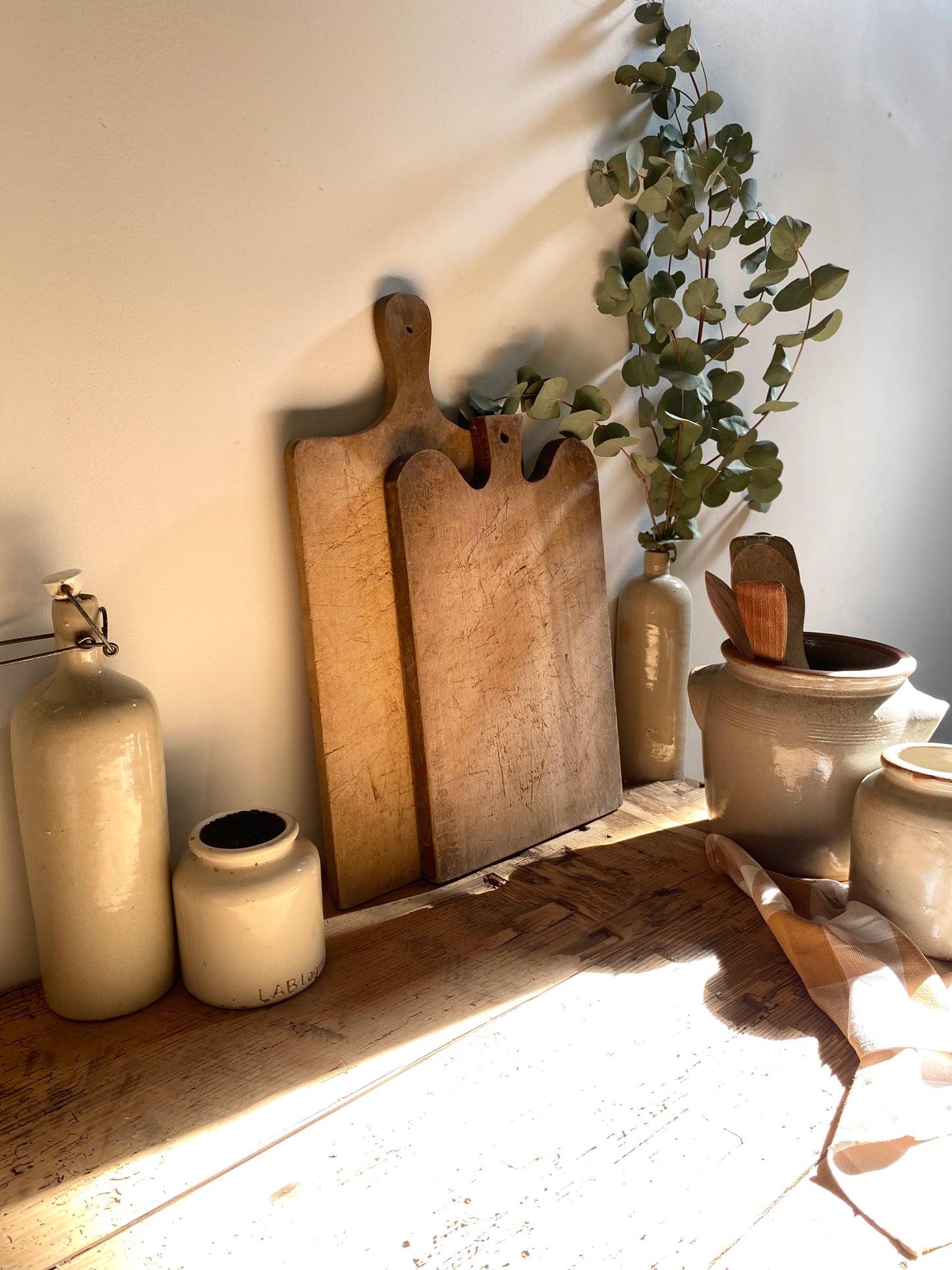 Planche à découper en bois ancien