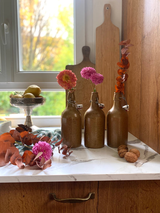 Bouteille en grès ancien