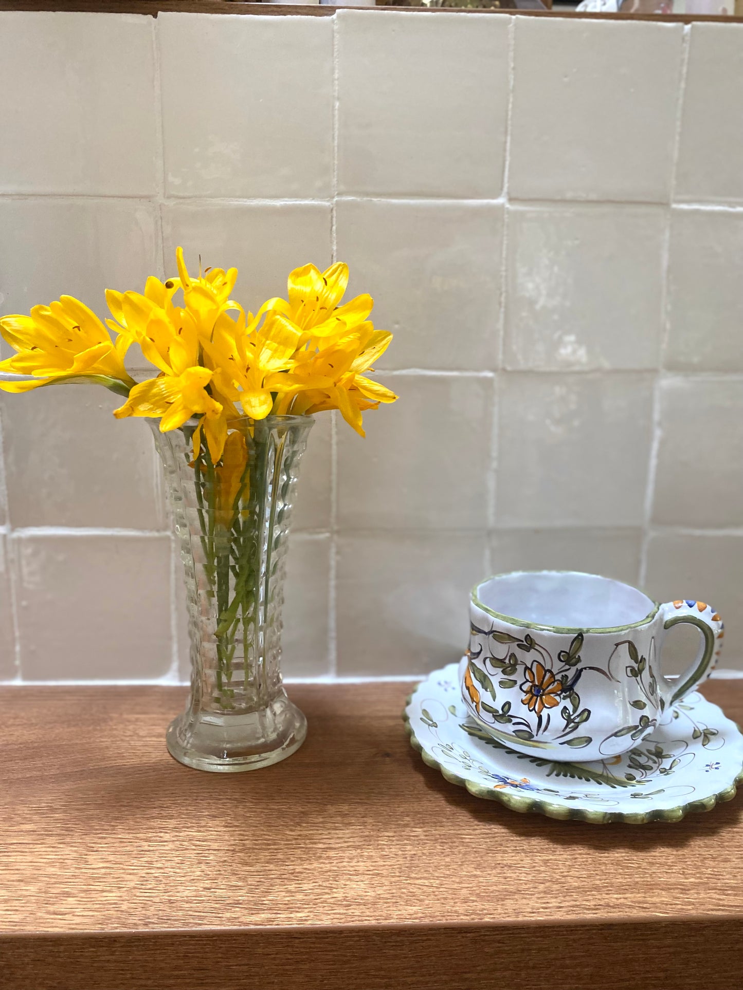 Vase en verre moulé vintage