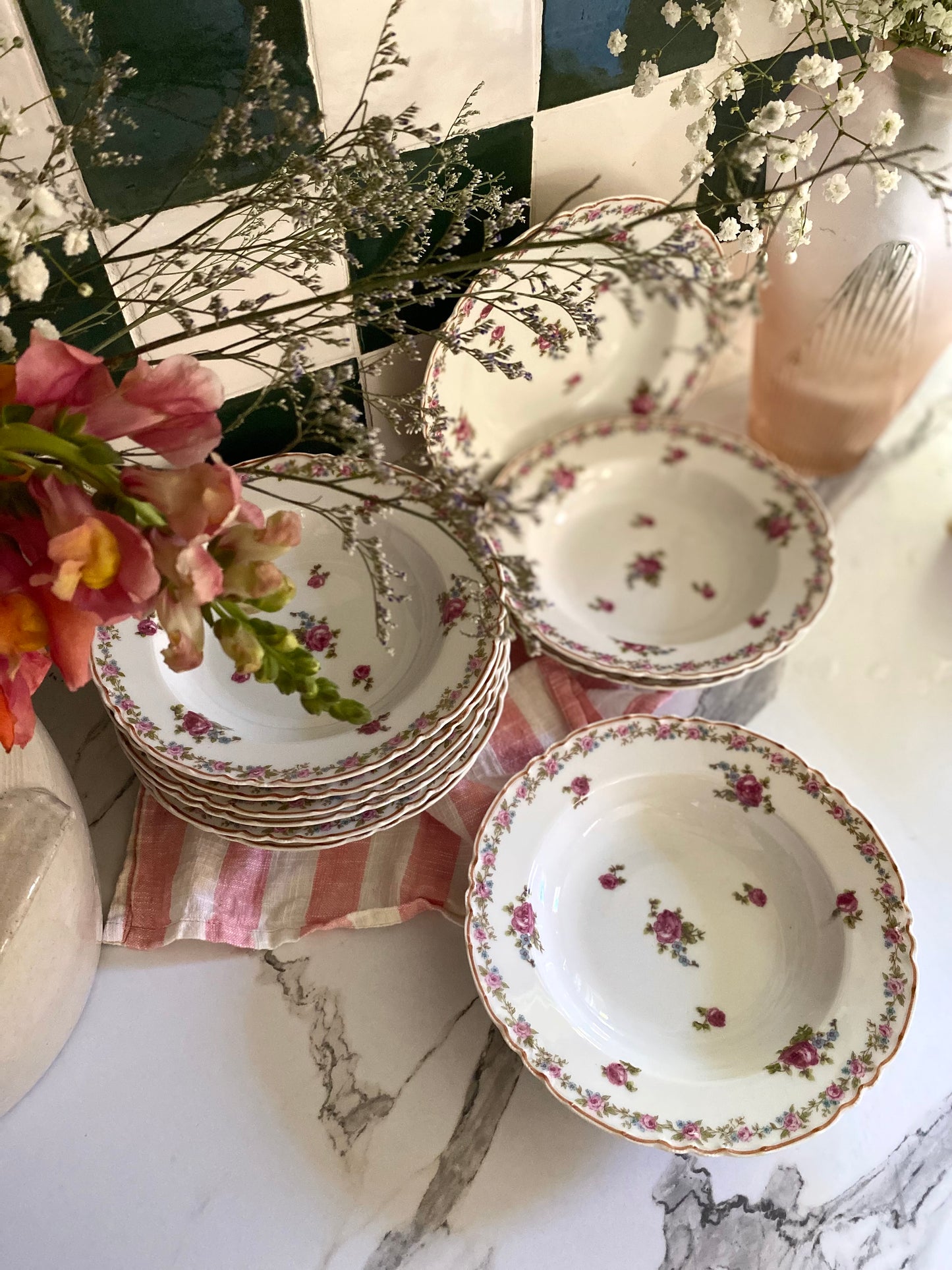 Assiettes Creuses ( calottes ) en Porcelaine de Limoges GDA 1900