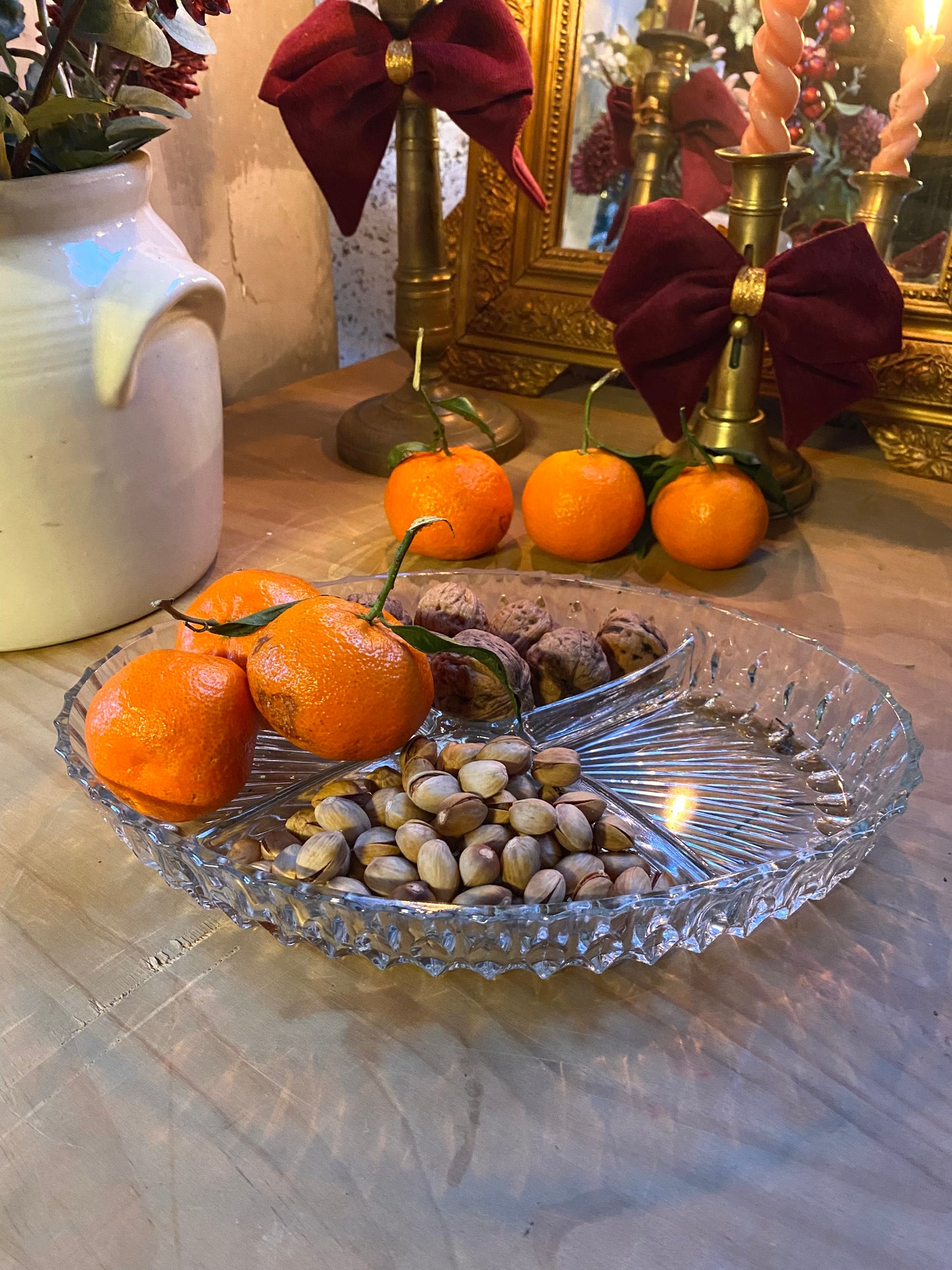 Plat à compartiment ovale