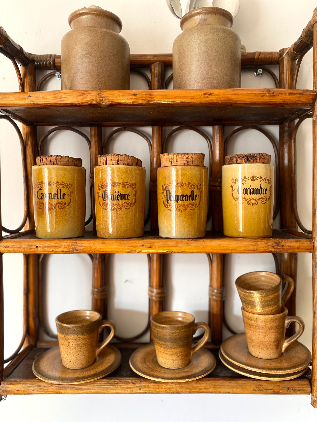 Étagère murale en bambou et rotin, années 60-70