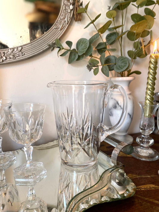 Pichet à eau en cristal ancien