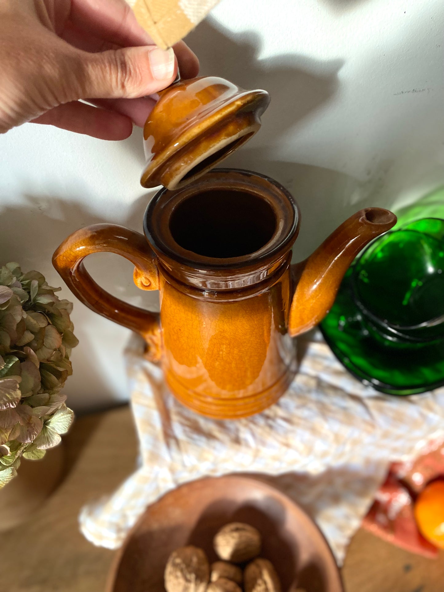 Théière en céramique vernissée