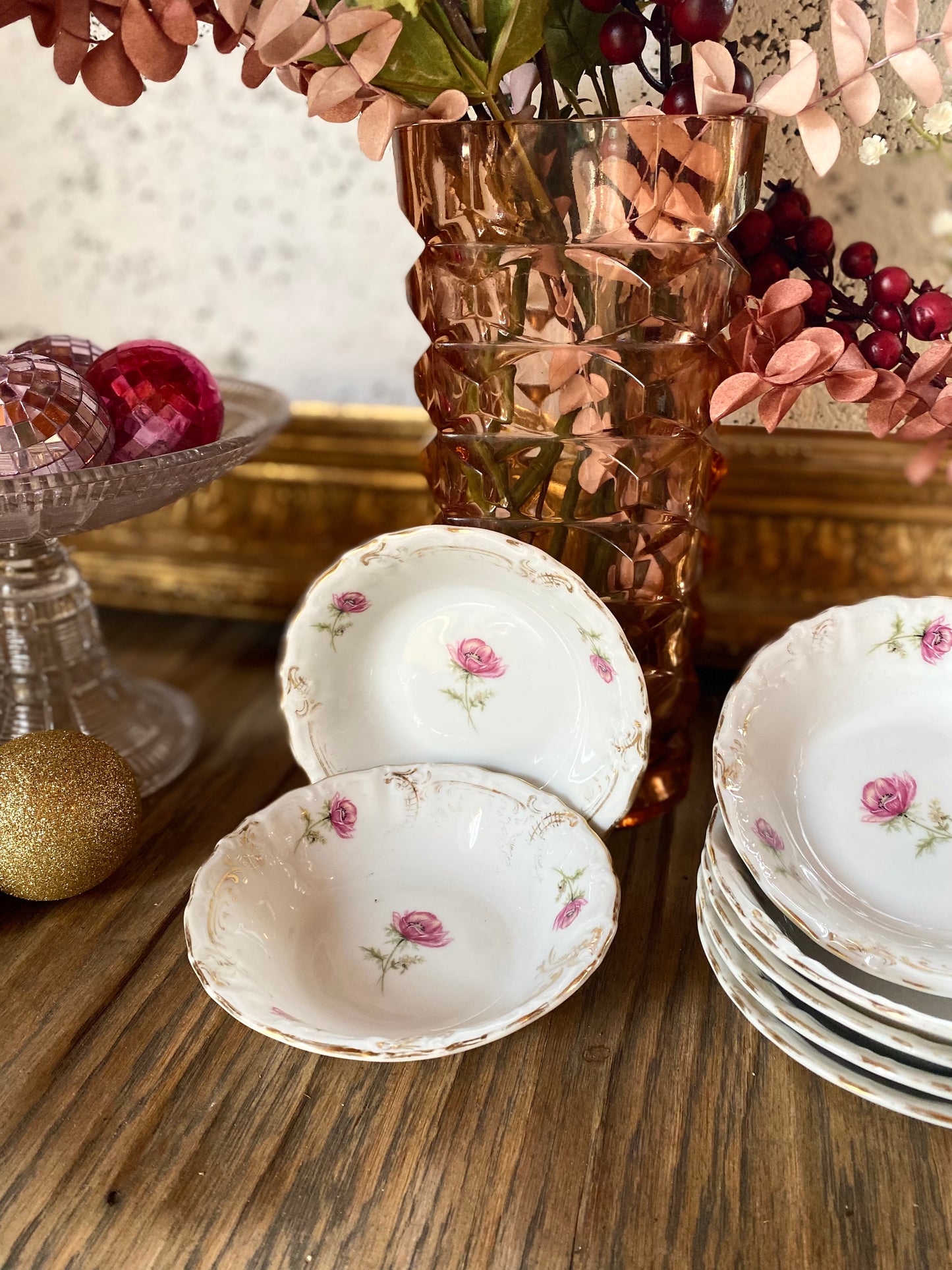 Ramequins en faïence ancienne