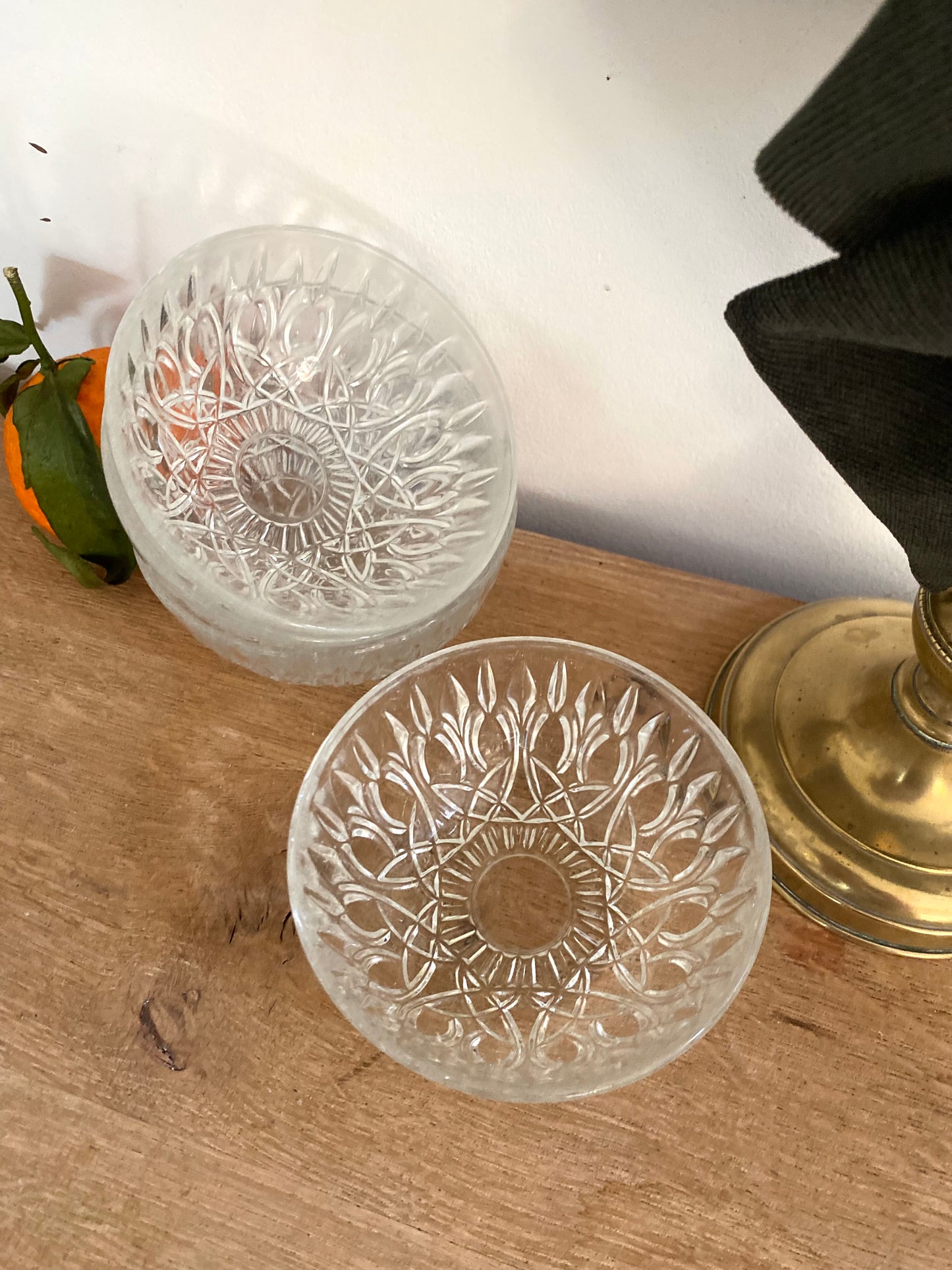 4 Coupelles en verre ciselé