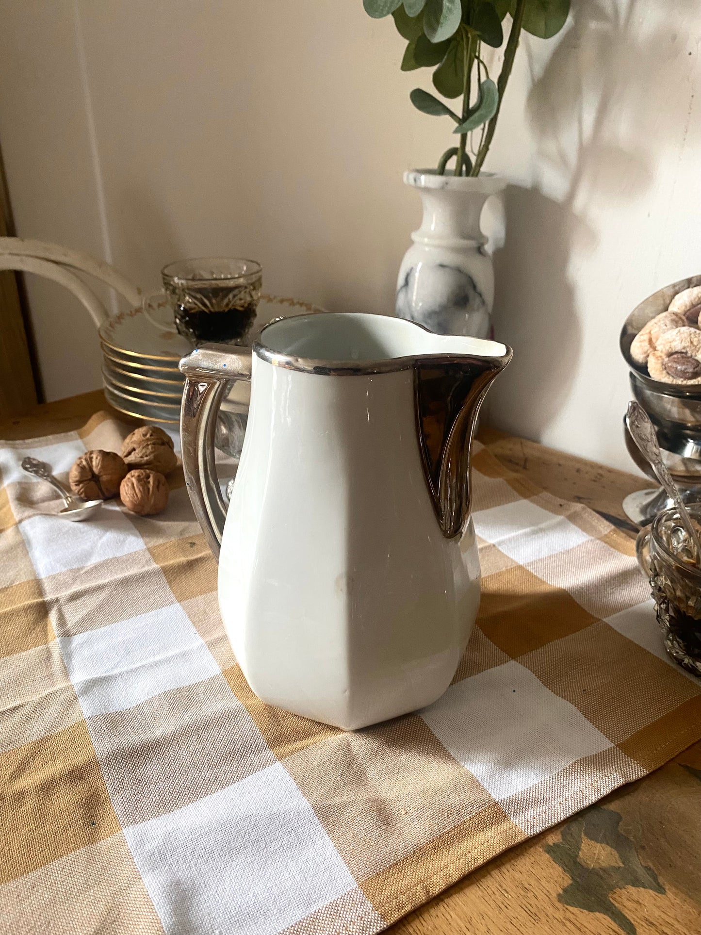 Pot à eau ou Pichet Art Déco 1930