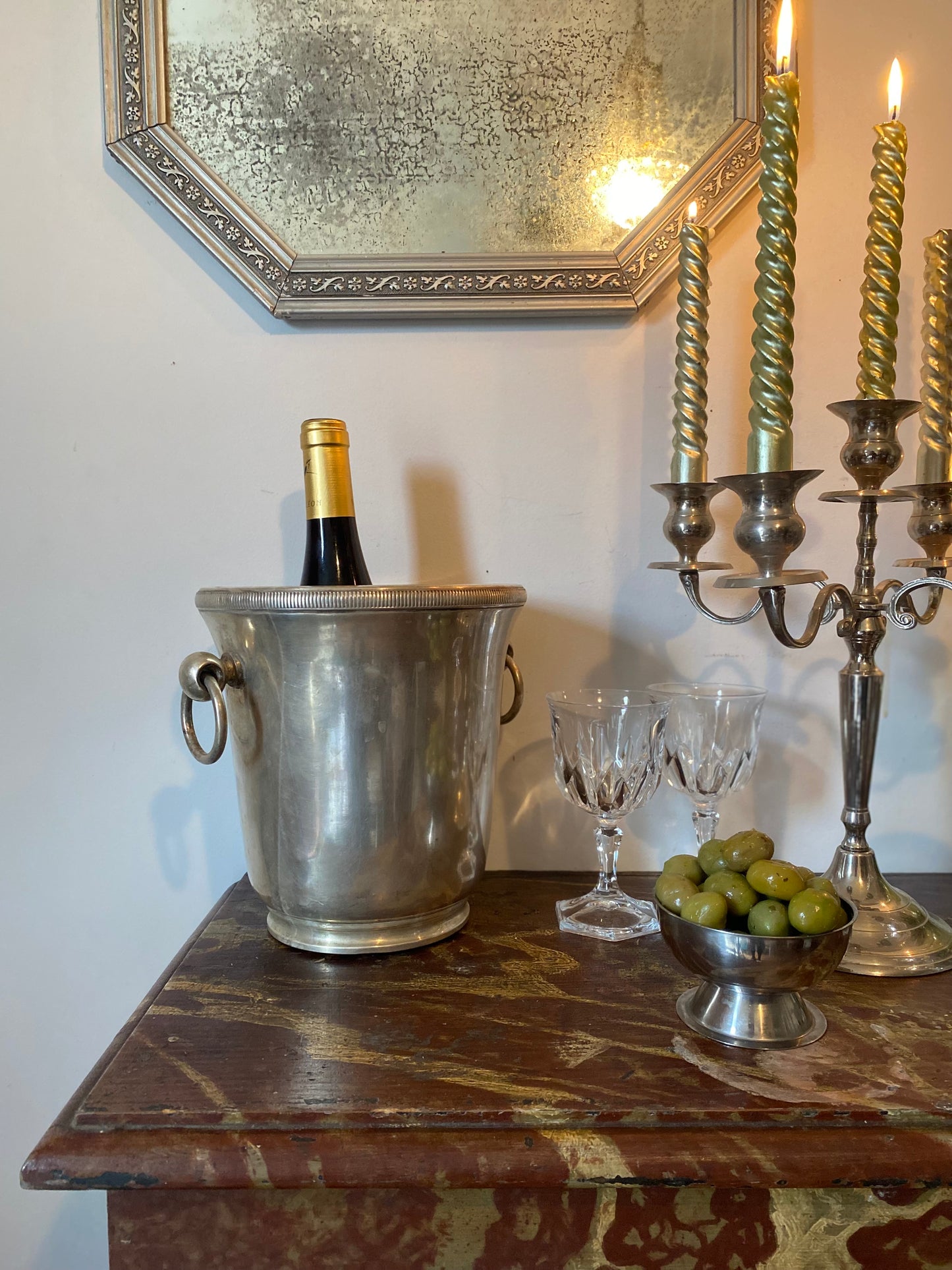 Seau à champagne en métal ancien