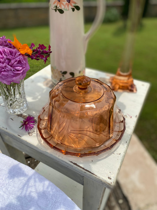 Cloche à fromage en rosaline ancienne