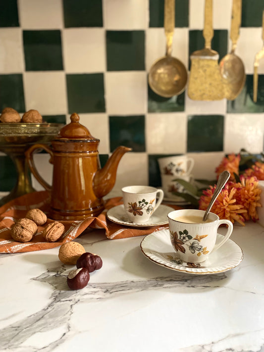 Tasses à café en porcelaine