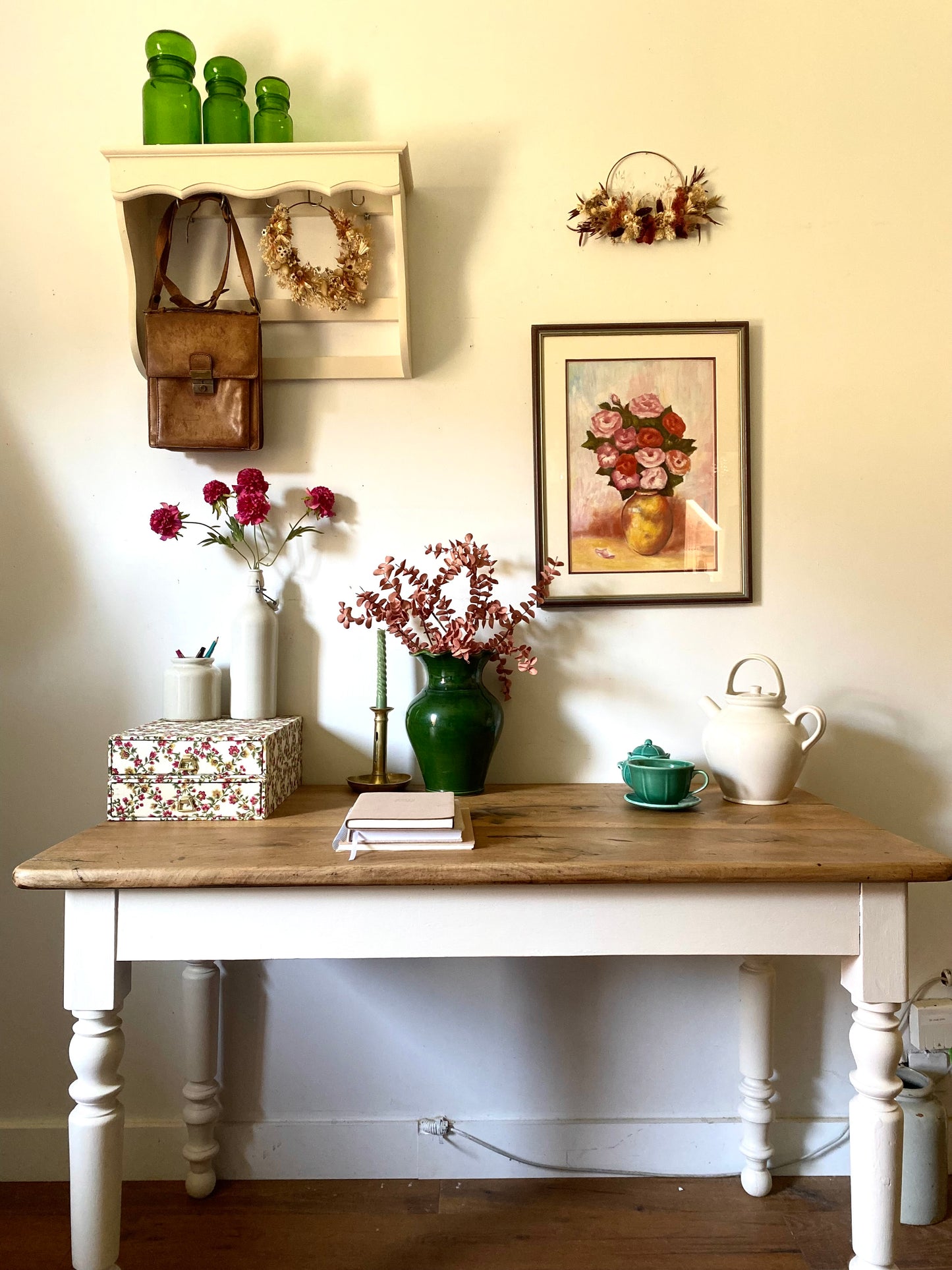 Magnifique bureau ancien en bois massif