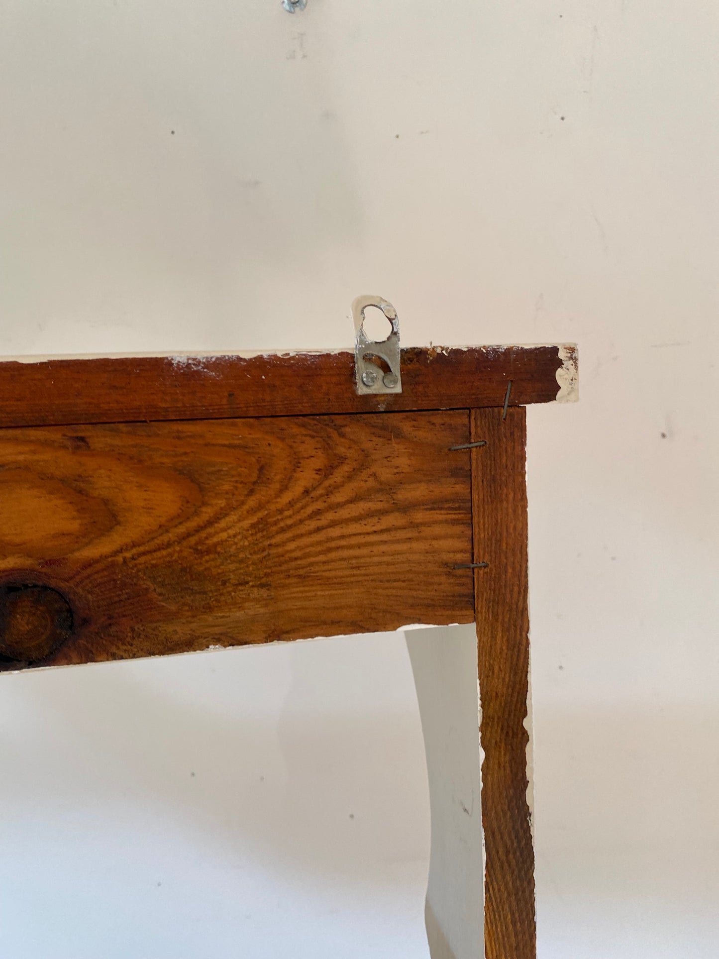 Étagère murale en bois ancien rénovée