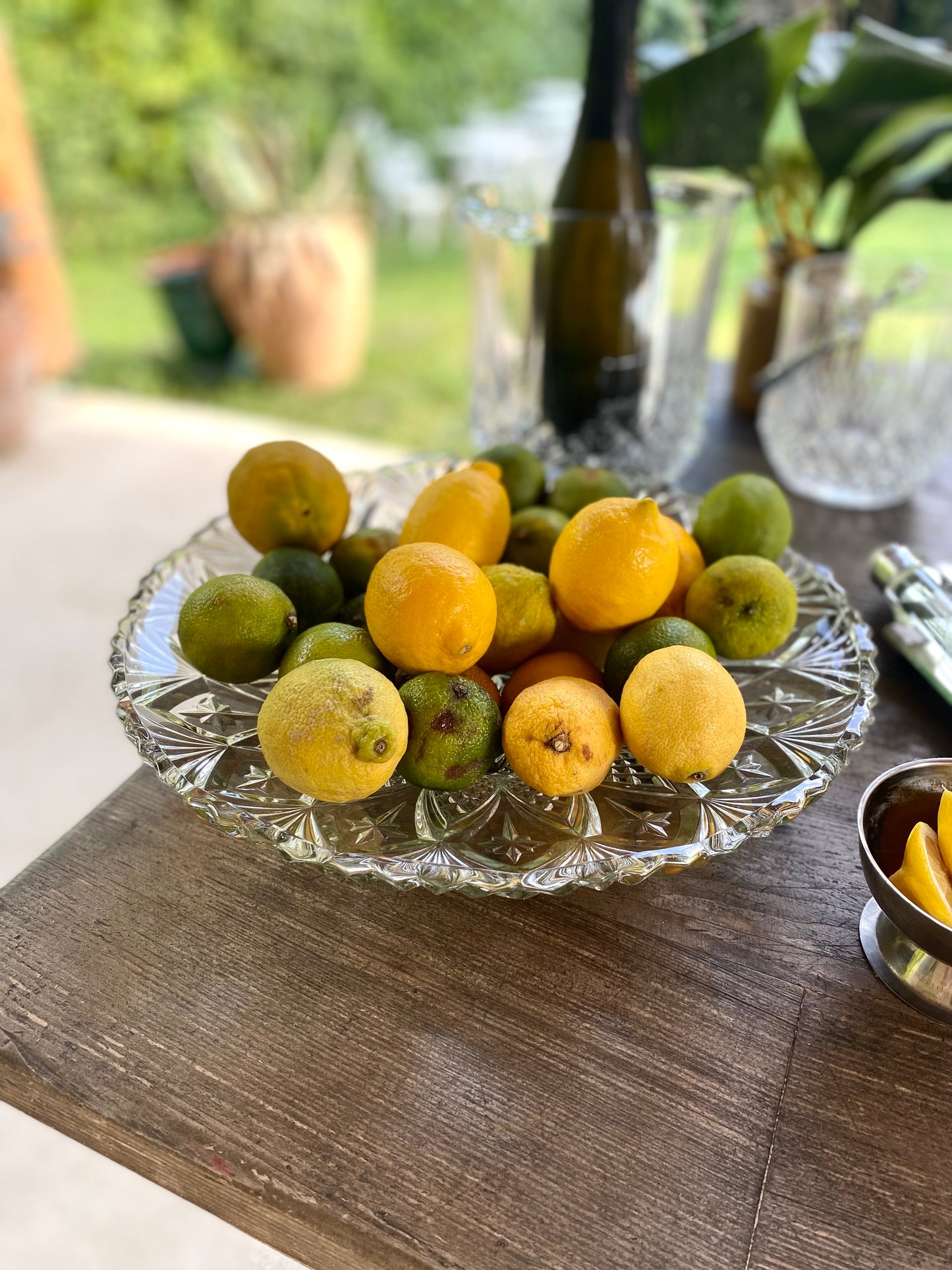 Coupe de présentation en verre ancien