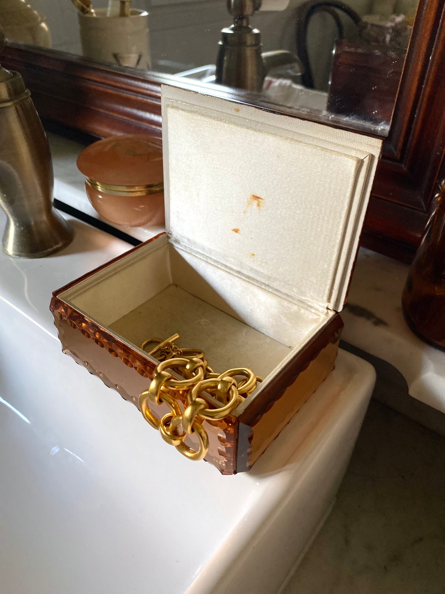 Boîte à bijoux en miroir teinté 1950