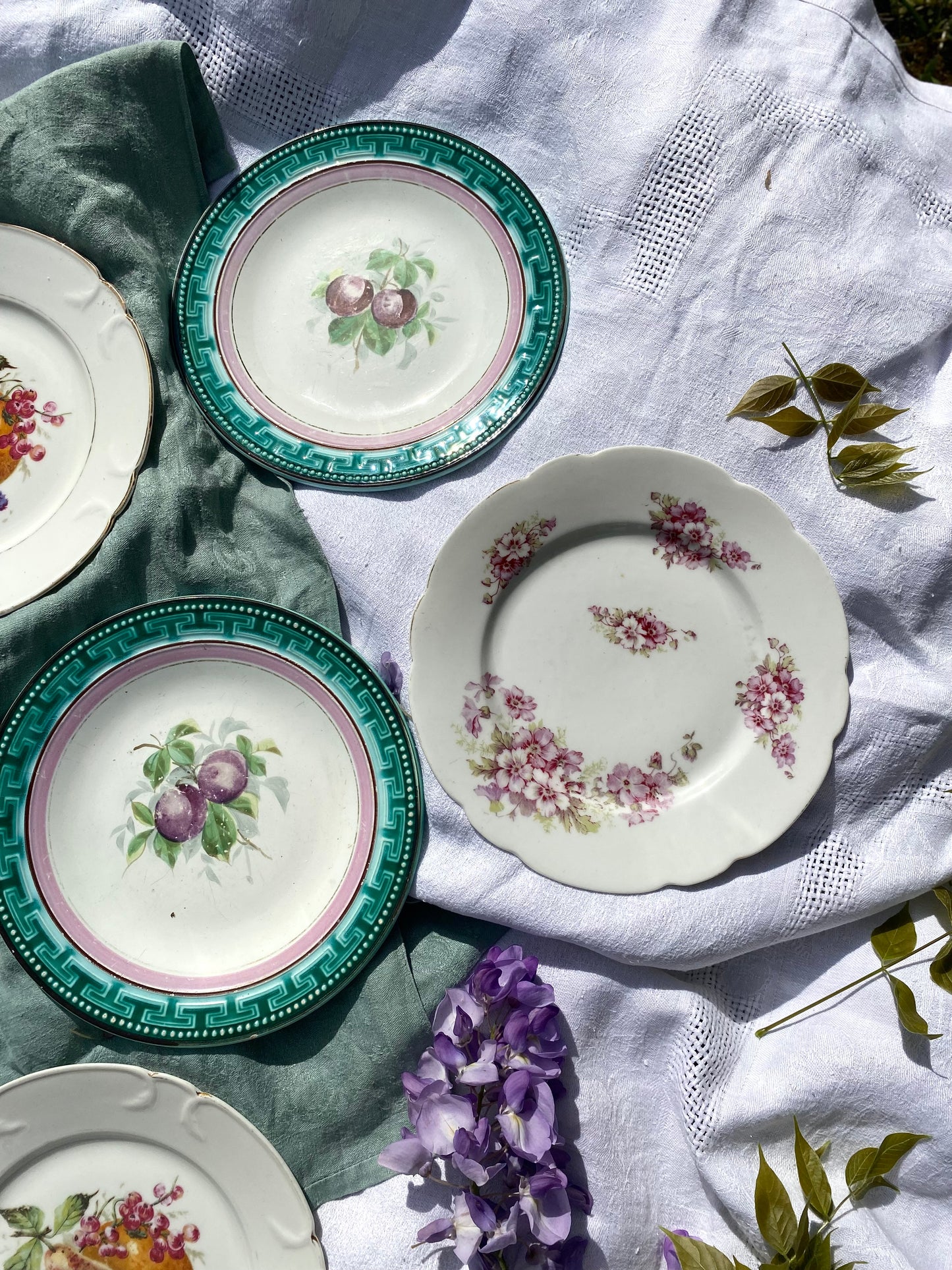 Assiettes à Dessert en faïence début XXe siècle