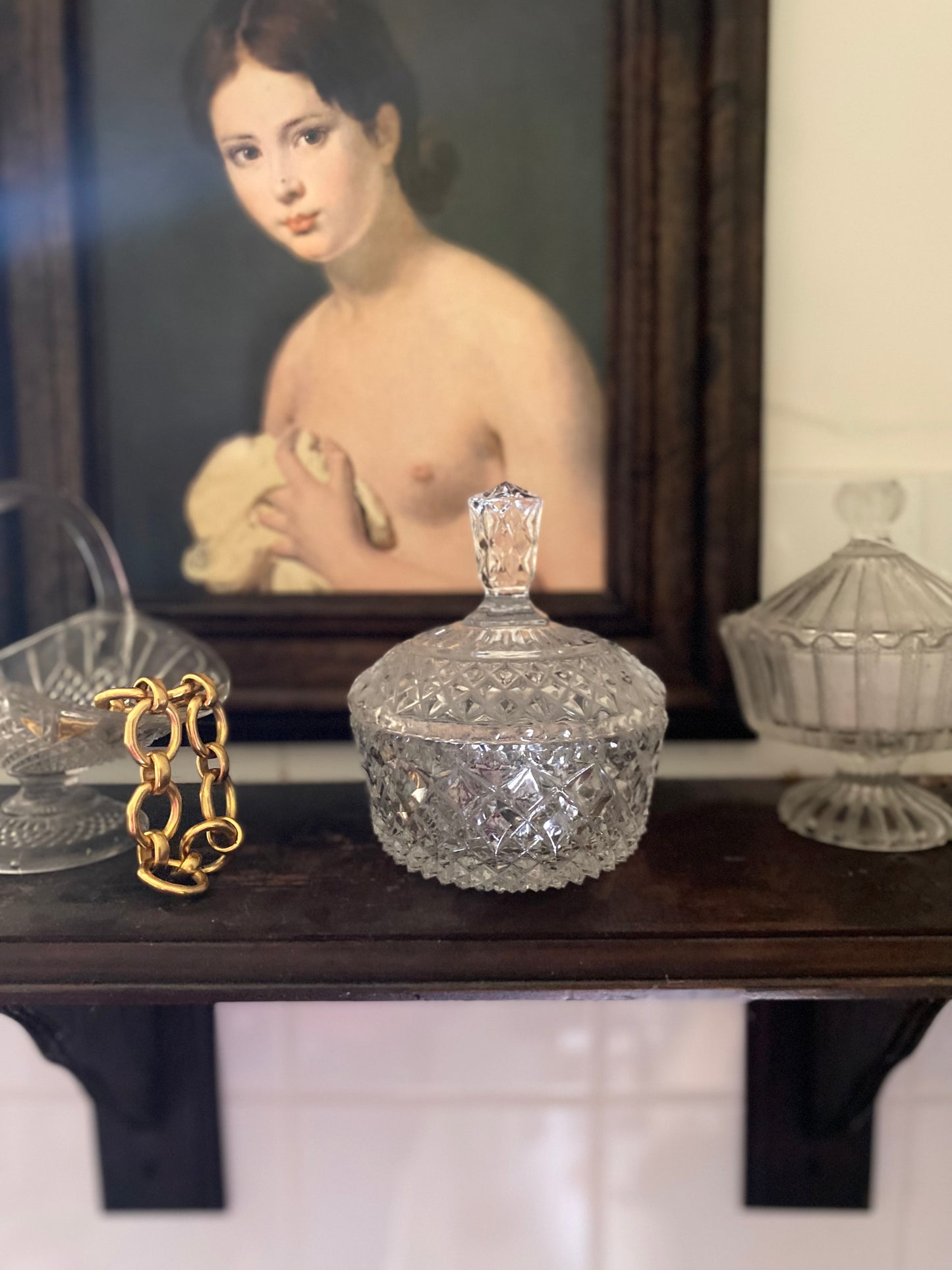 Bonbonnière en verre pressé 1950