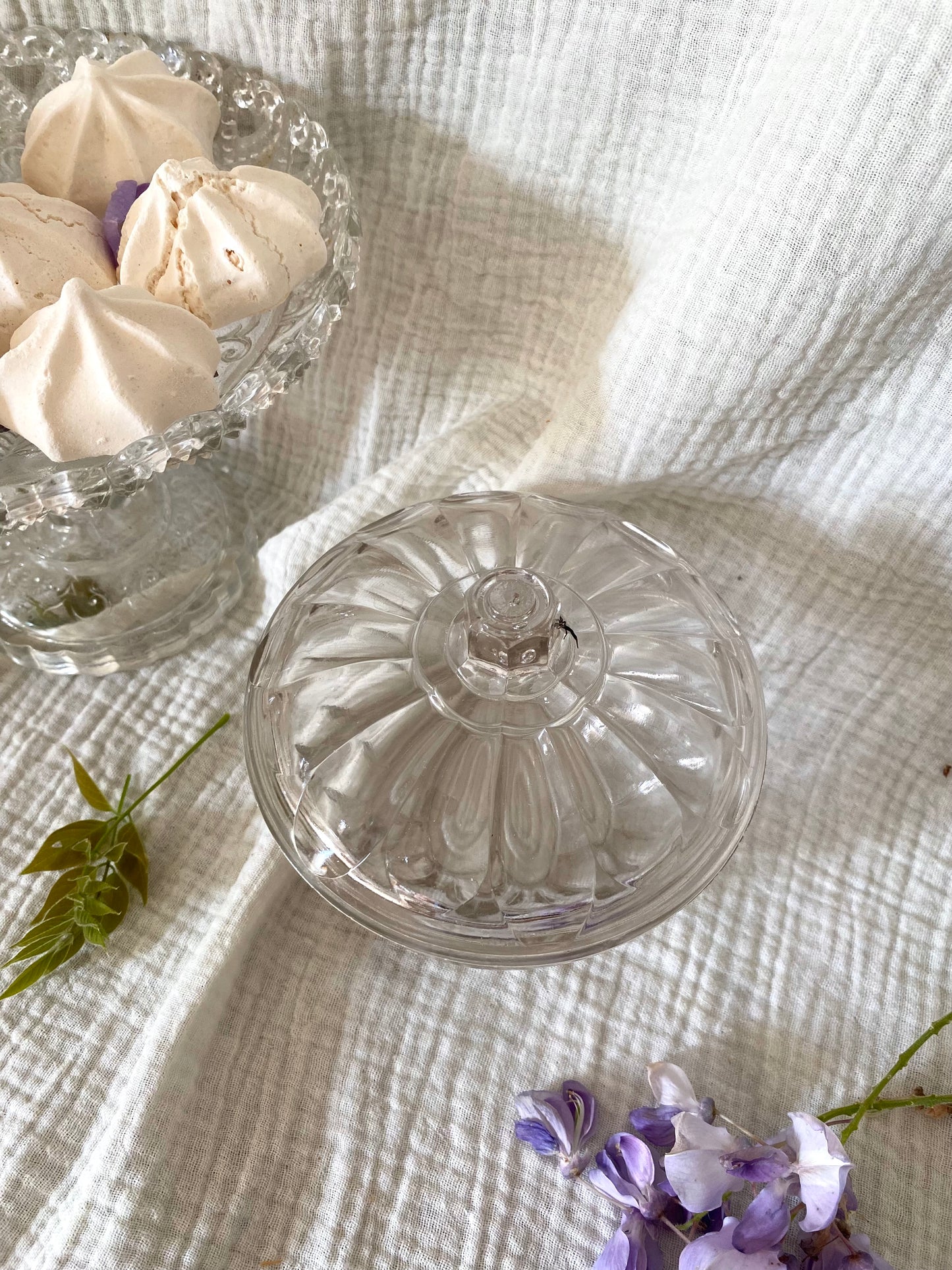 Bonbonnière Vintage en Verre Moulé