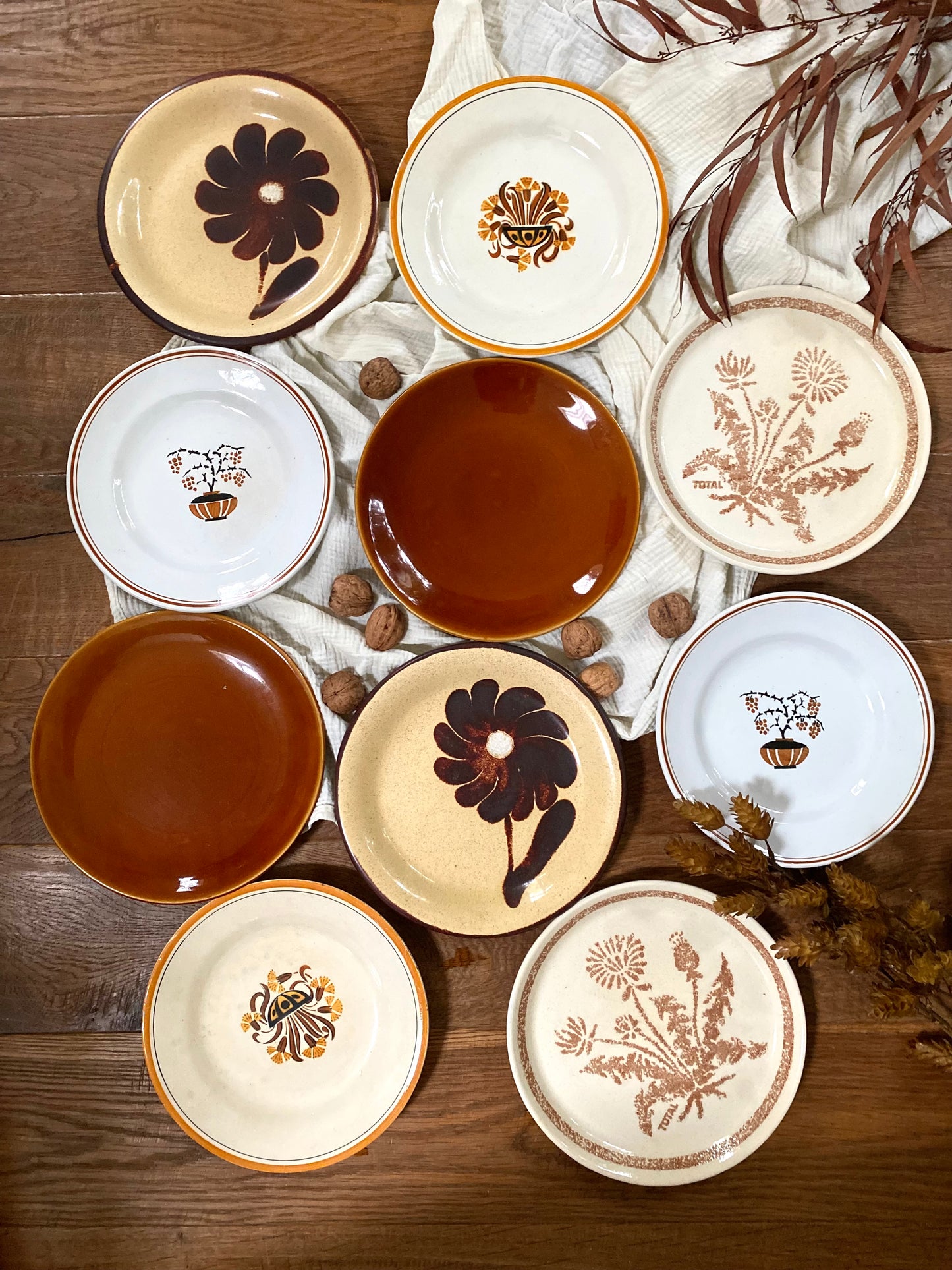 Assiettes anciennes dépareillées