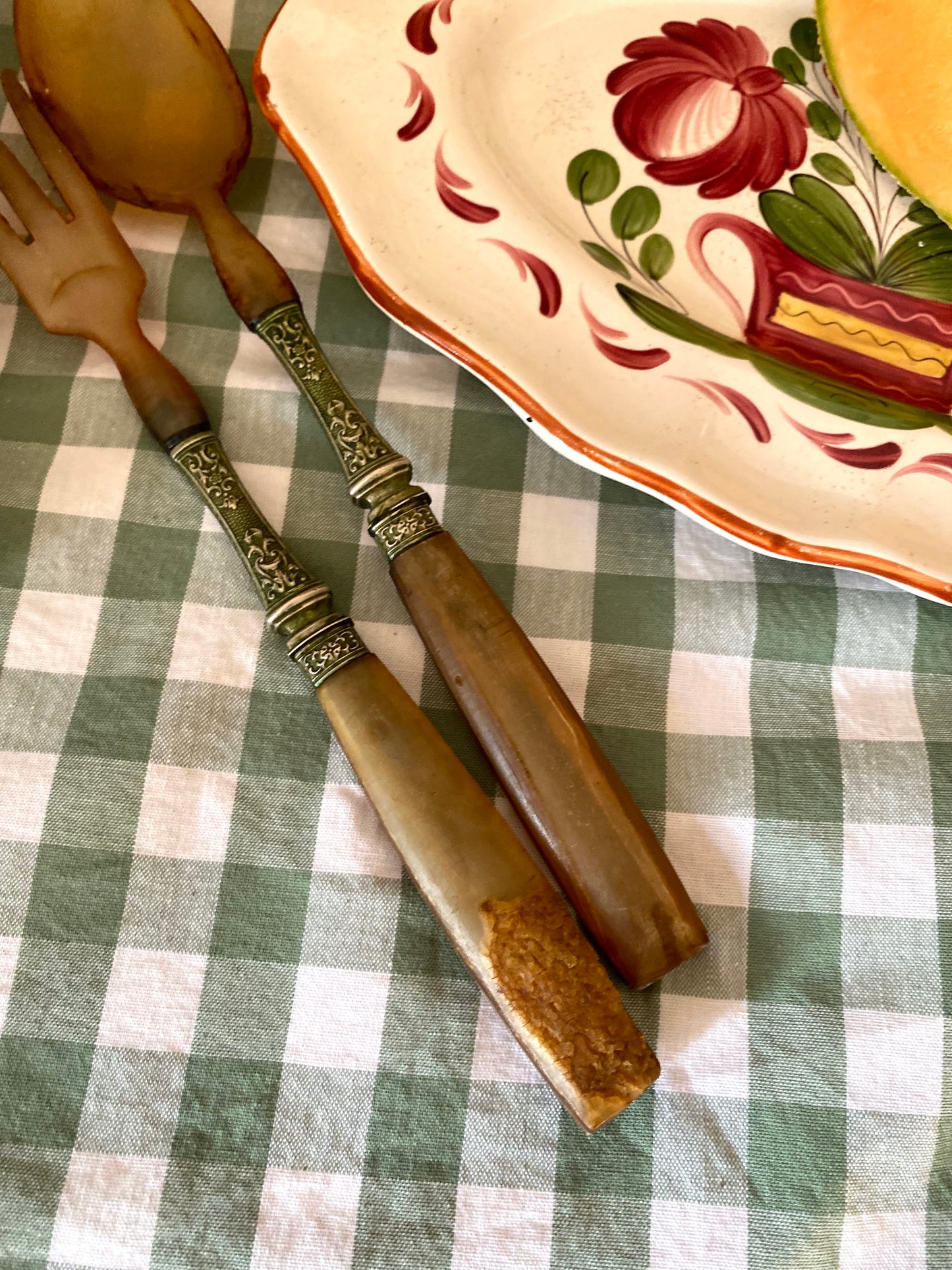 Couvert de service ancien, manche en corne et viroles