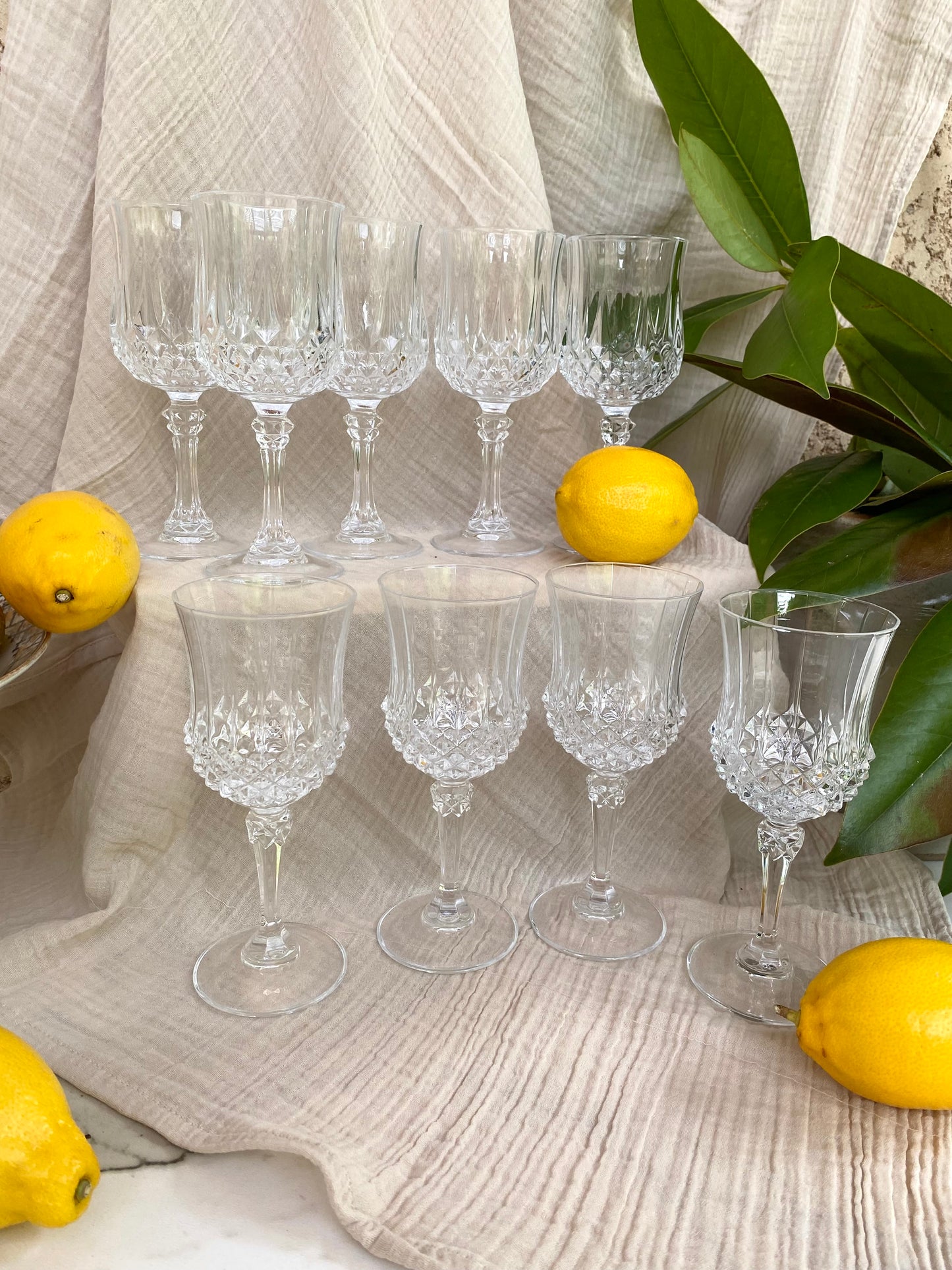 Service de verres à pied dépareillés