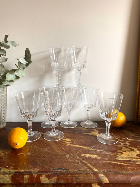 Verres à pied en cristal ancien