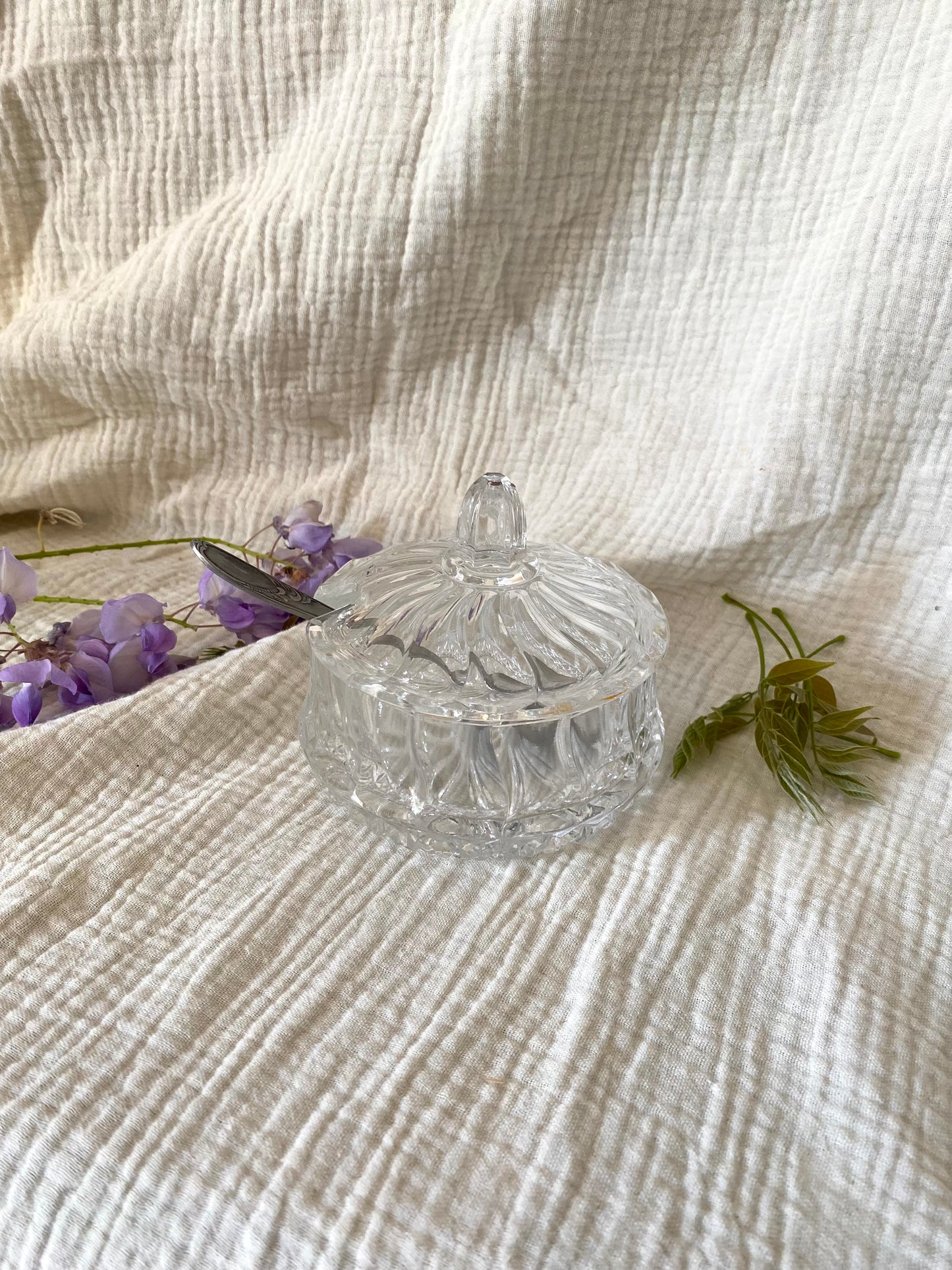 Sucrier Vintage en Verre Travaillé