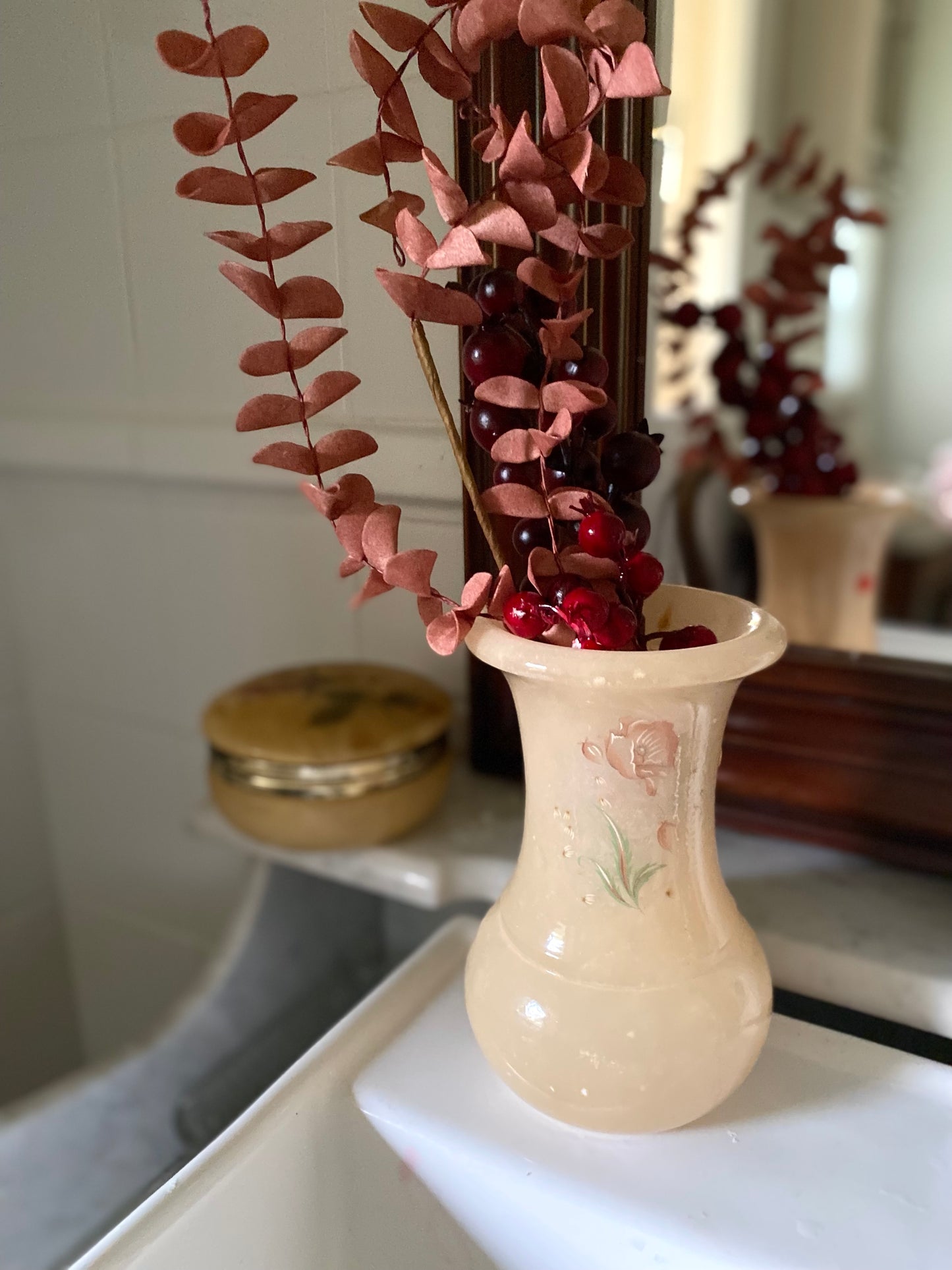 Alice/ Vase en opaline ancienne