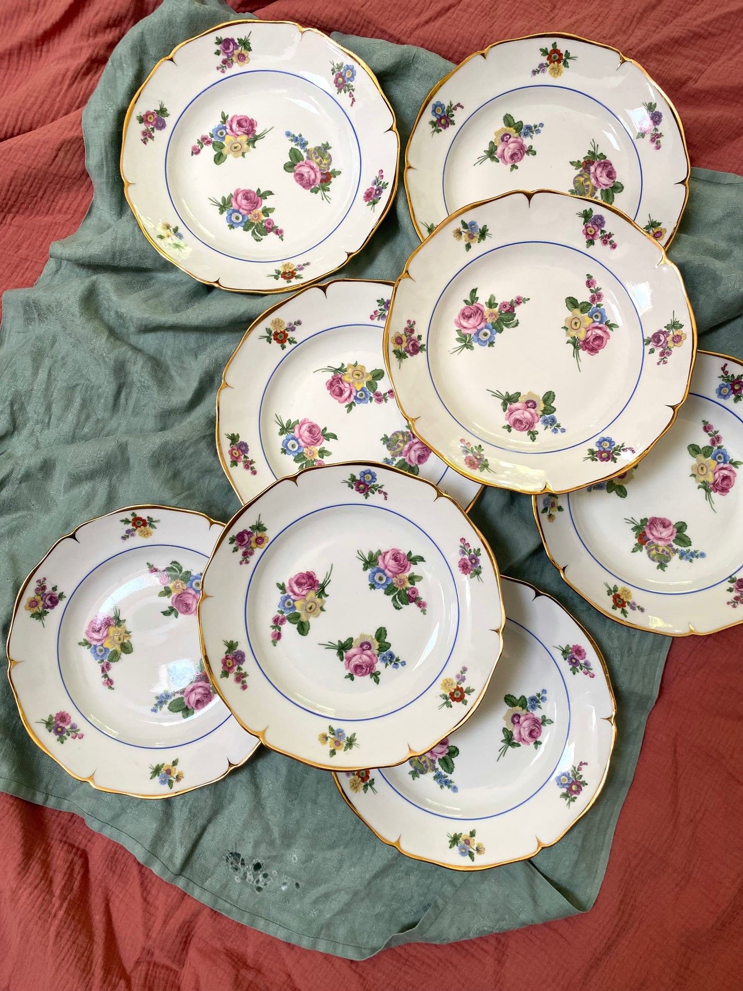 Assiettes creuses en Porcelaine de Foëcy - 1930