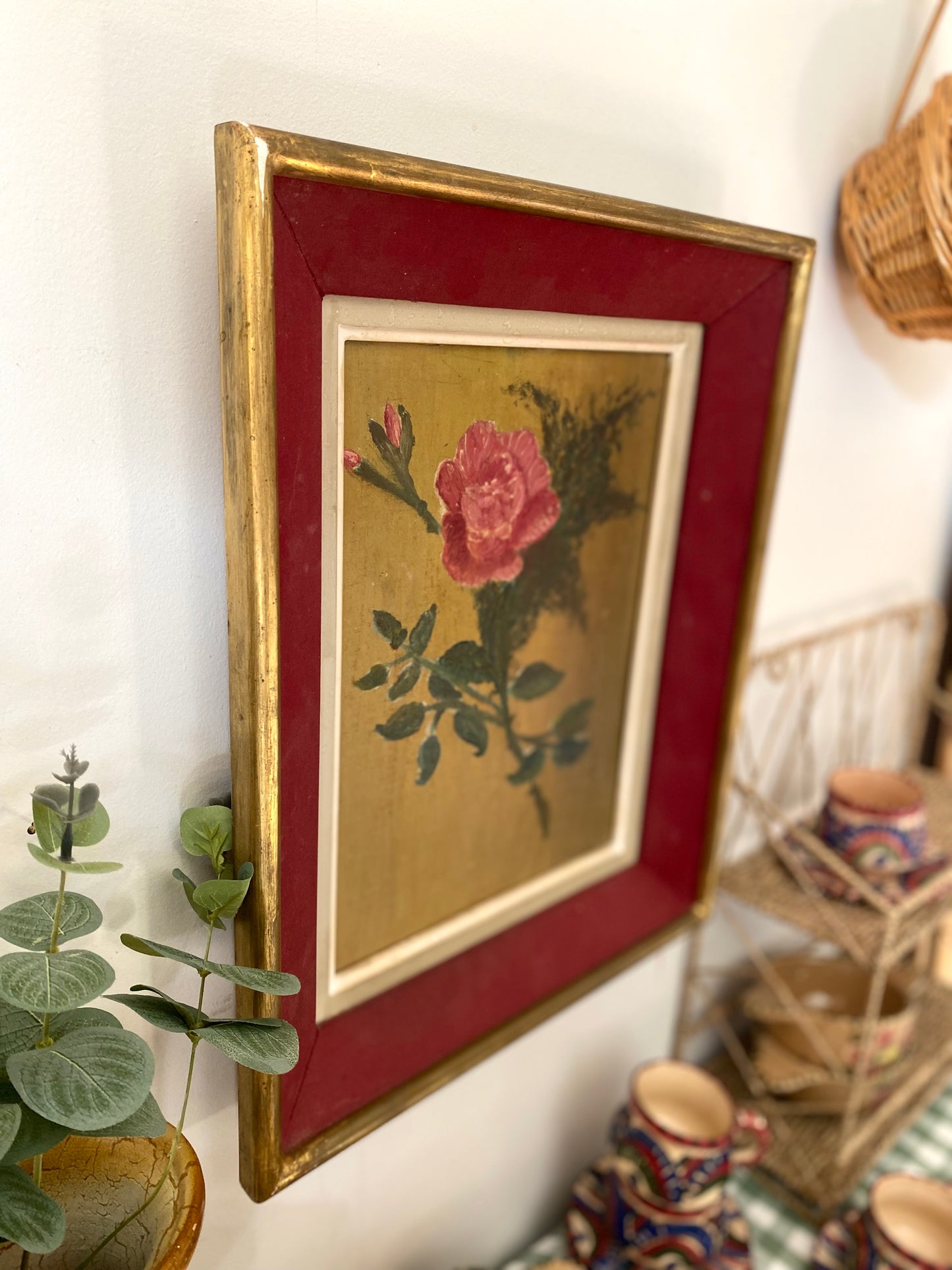 Huile sur panneau ancienne, rose sur fond doré