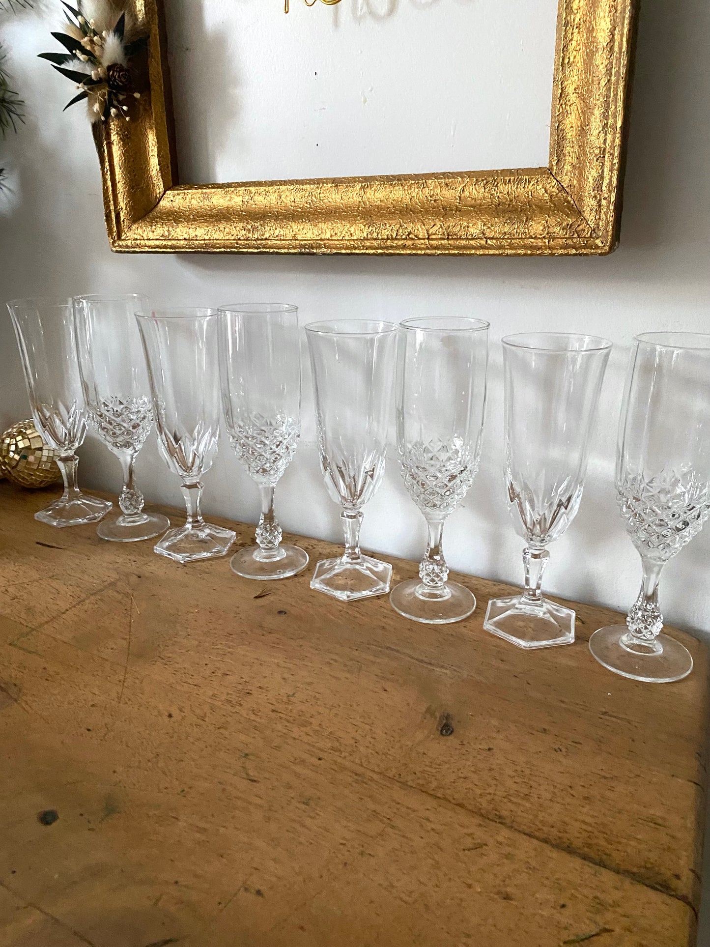 Flutes à champagne en cristal ancien