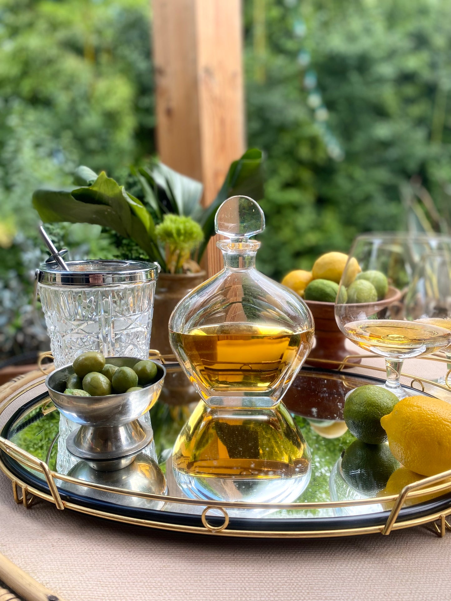 Carafe vintage en verre épais