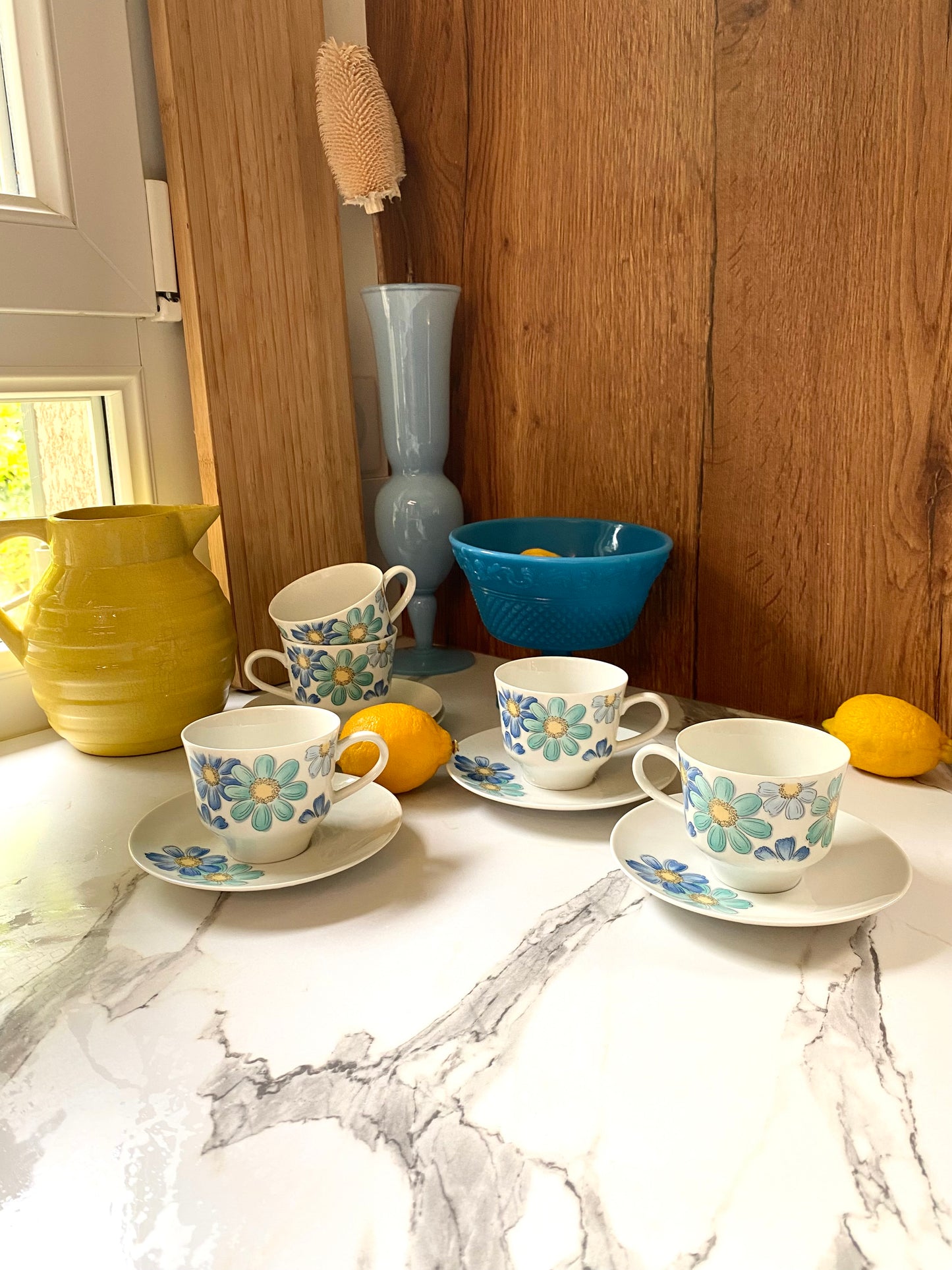 Tasses à café en porcelaine