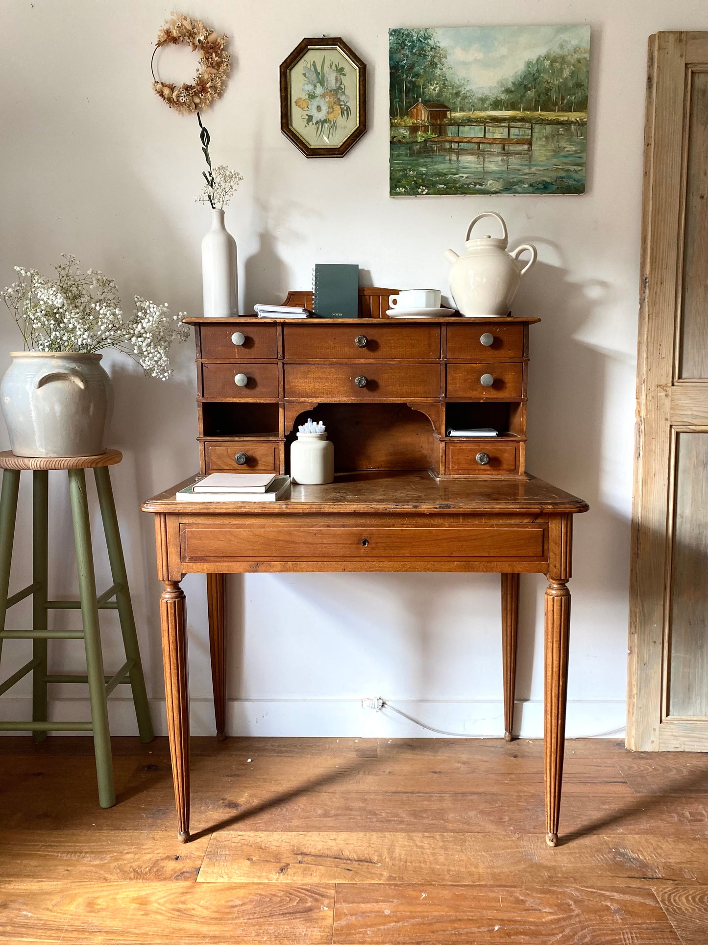 Bureau secrétaire en bois massif ancien