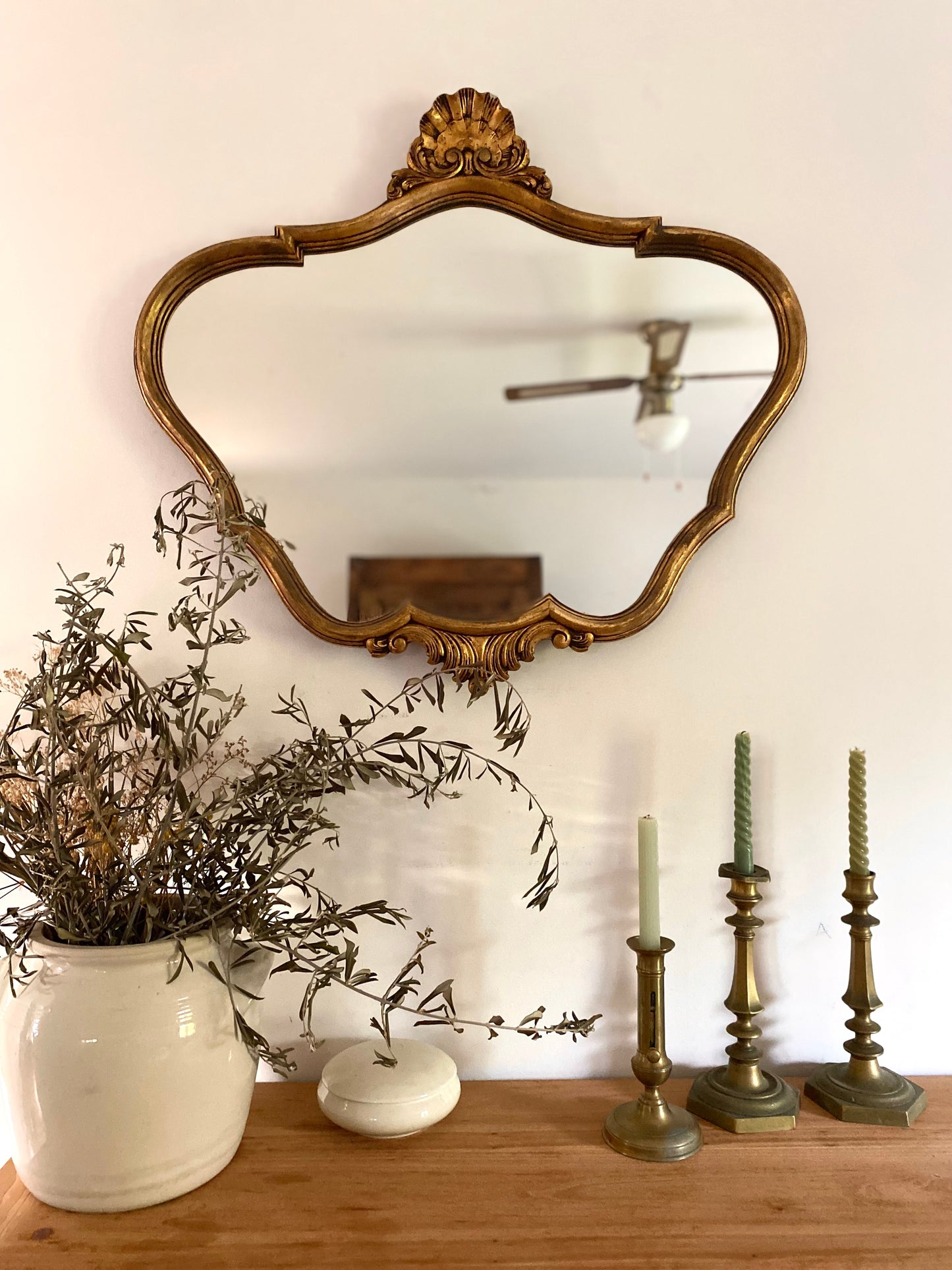 Miroir baroque ancien à coquille